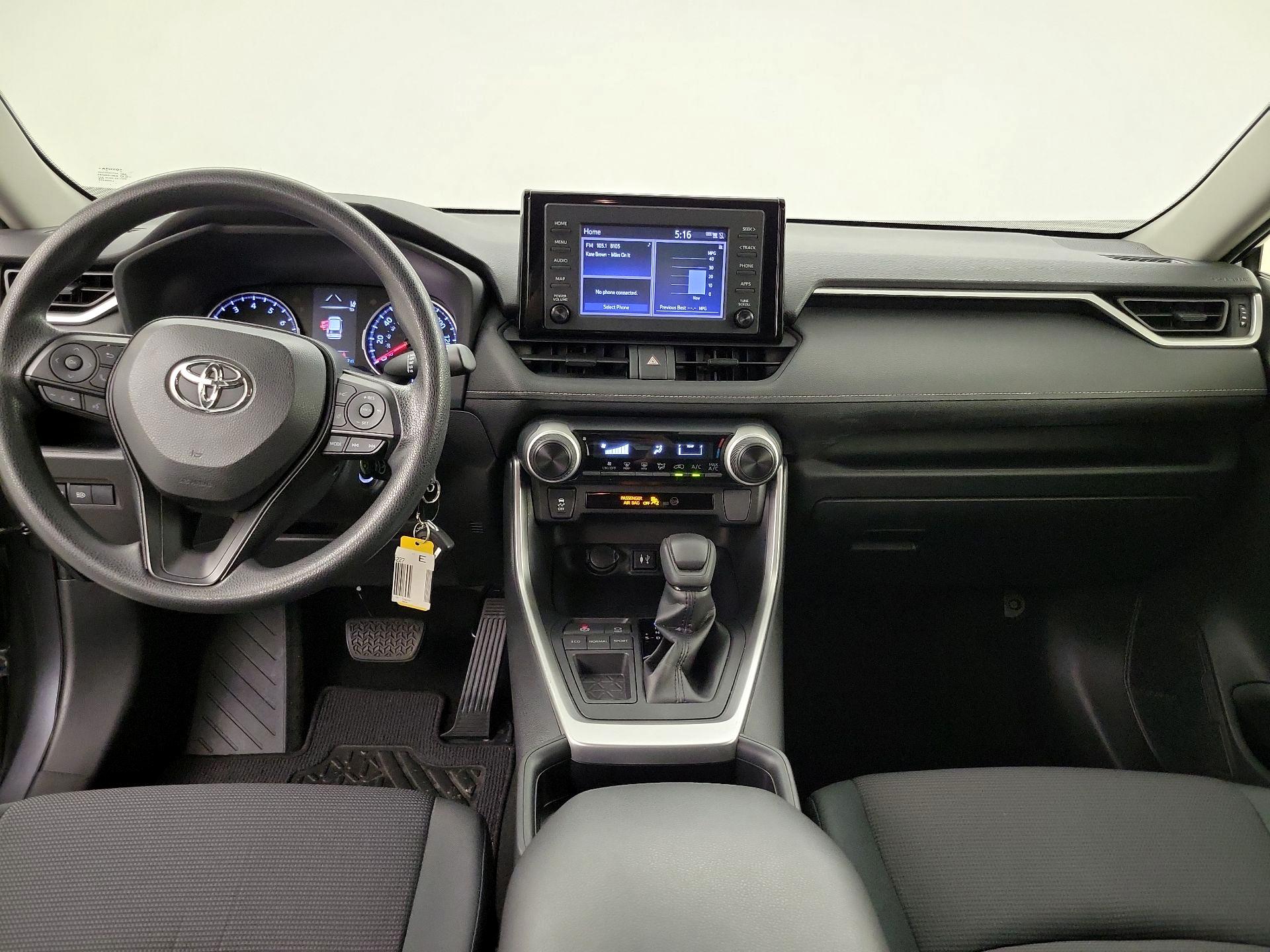 Thumbnail: 2019 Toyota RAV4 - 9
