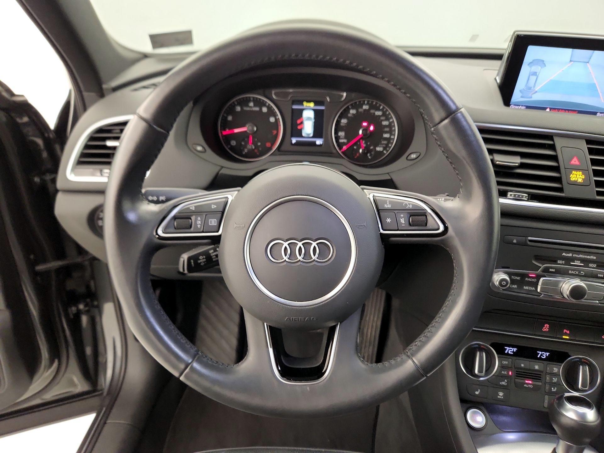 Thumbnail: 2018 Audi Q3 - 10