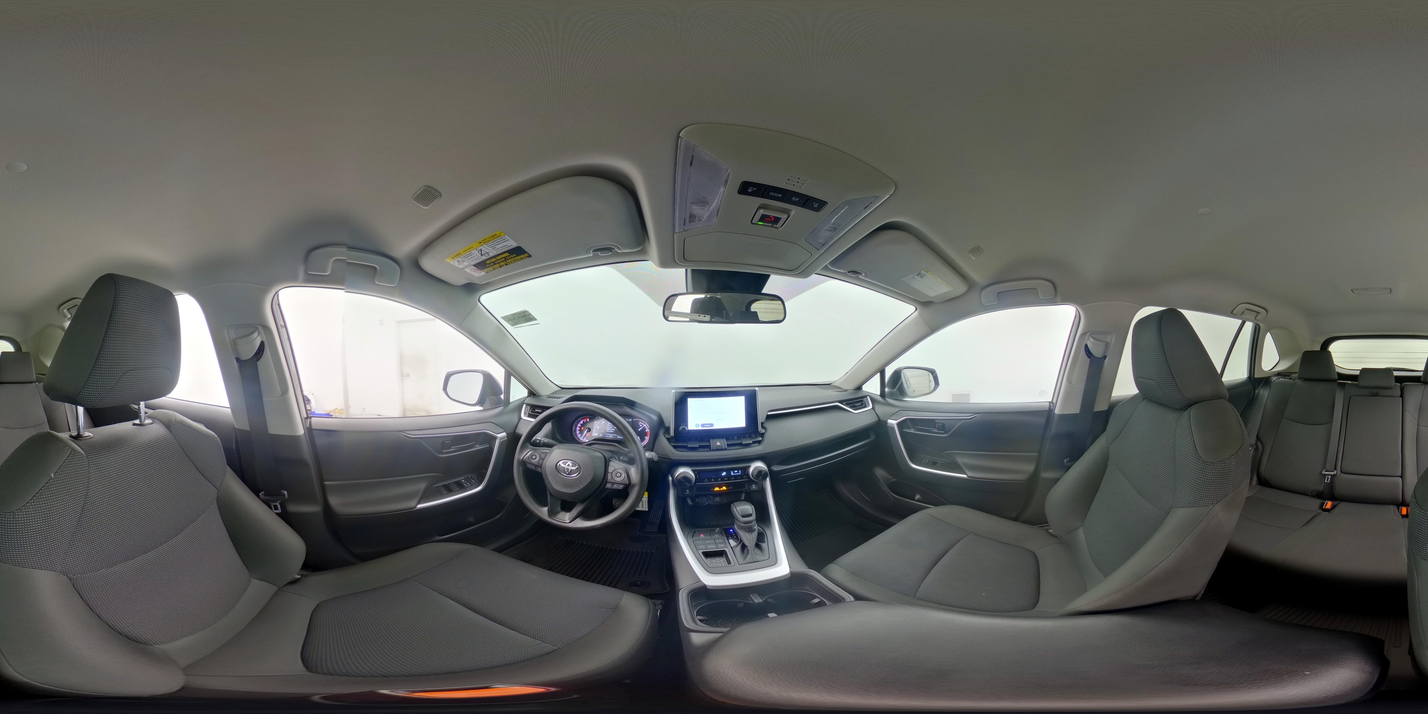 2025 Toyota RAV4 LE - Photo 24