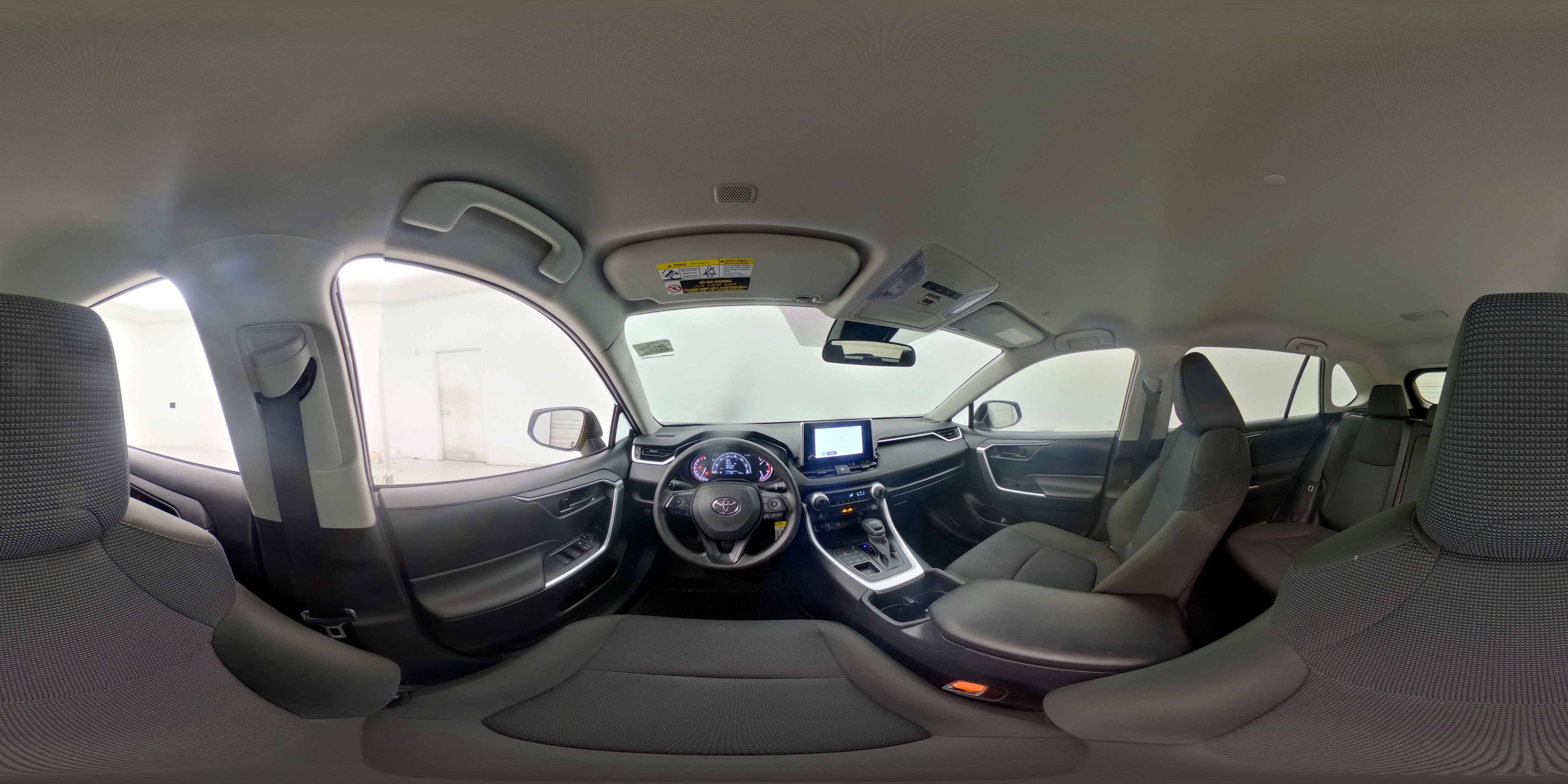 2025 Toyota RAV4 LE - Photo 26