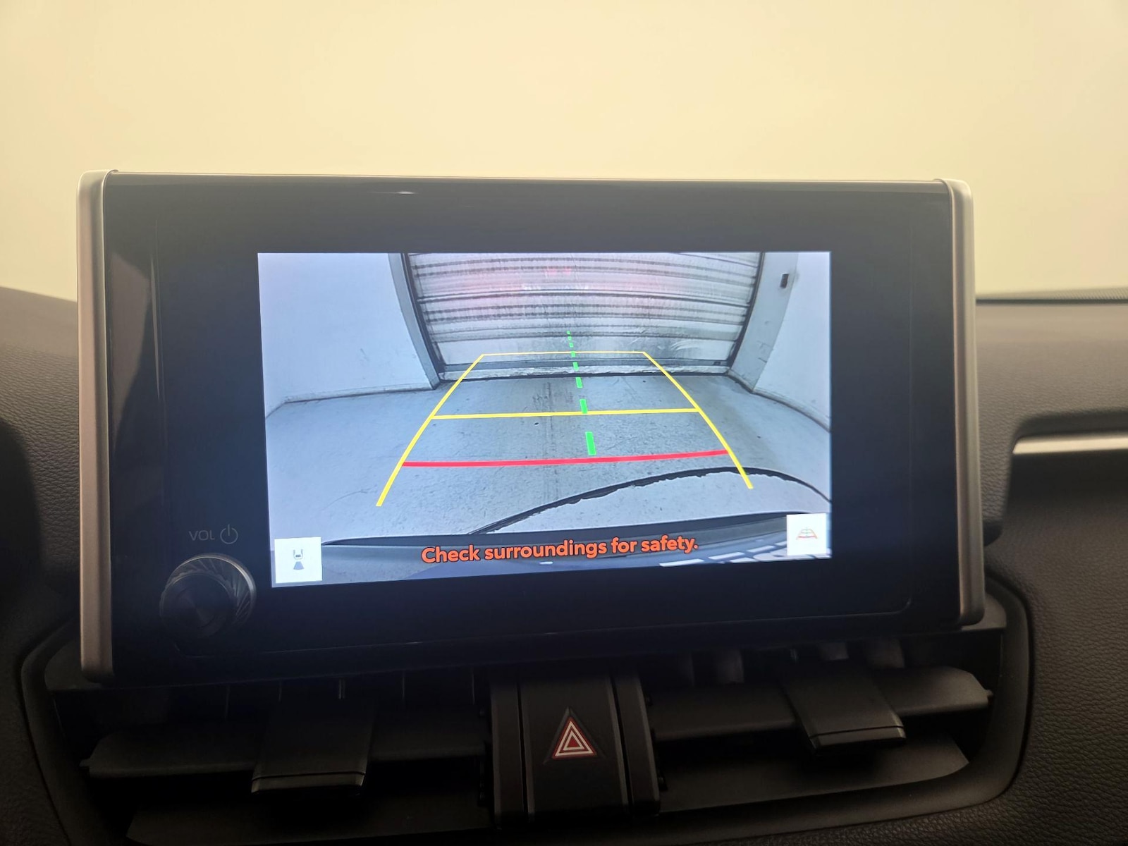 2025 Toyota RAV4 LE - Photo 14