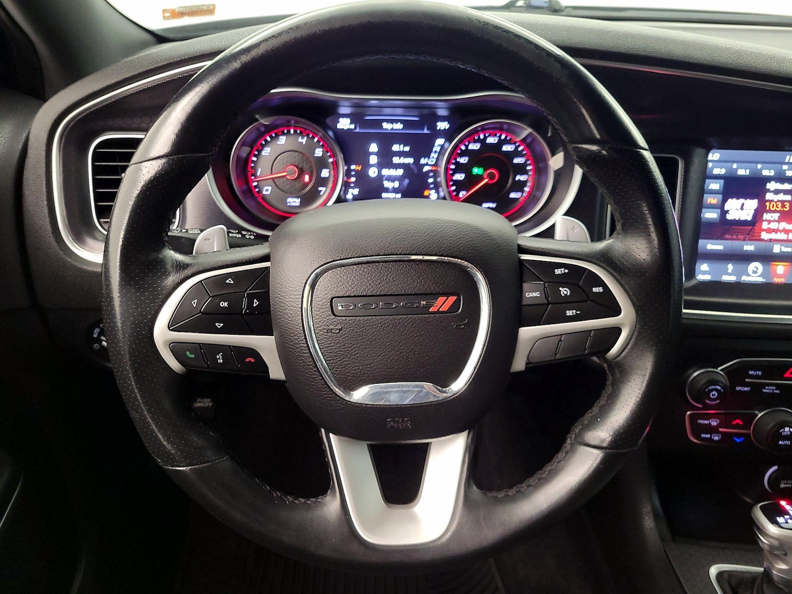 2018 Dodge Charger R/T - Photo 11