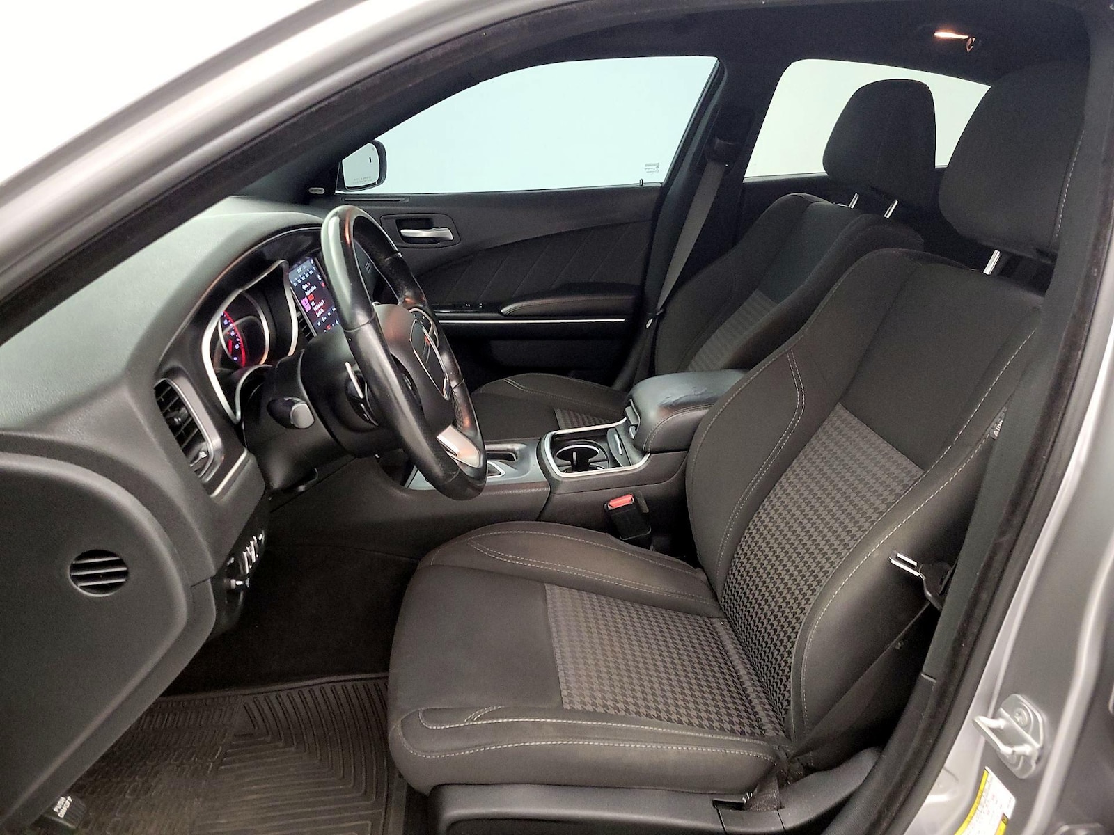 2018 Dodge Charger R/T - Photo 12