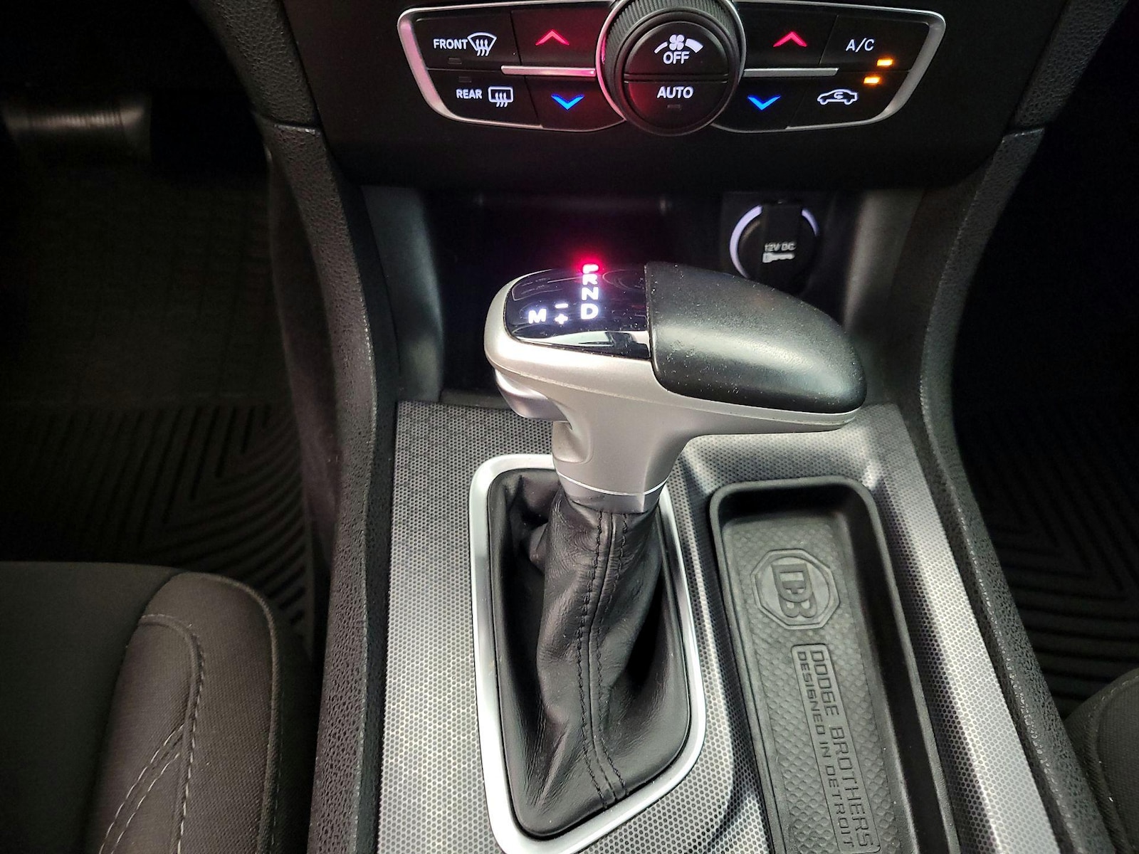 2018 Dodge Charger R/T - Photo 18