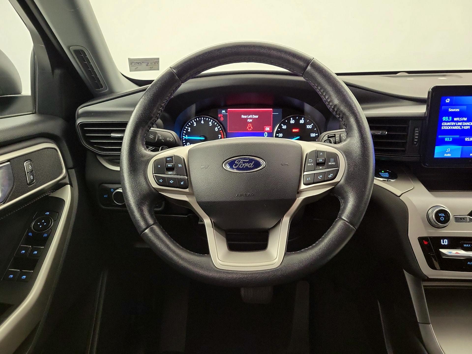Thumbnail: 2021 Ford Explorer - 10