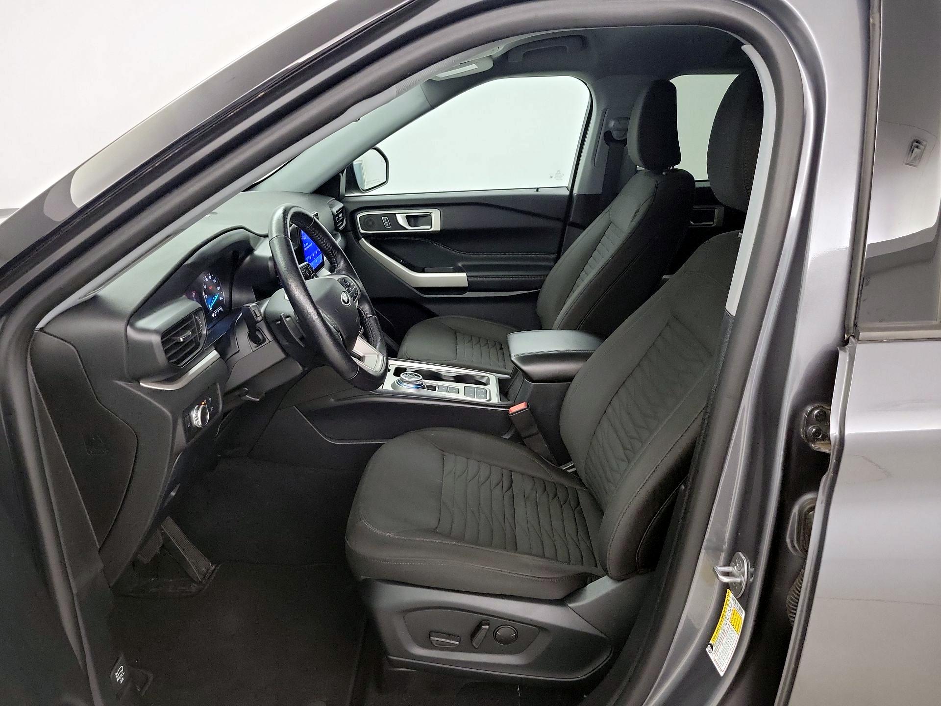 Thumbnail: 2021 Ford Explorer - 11