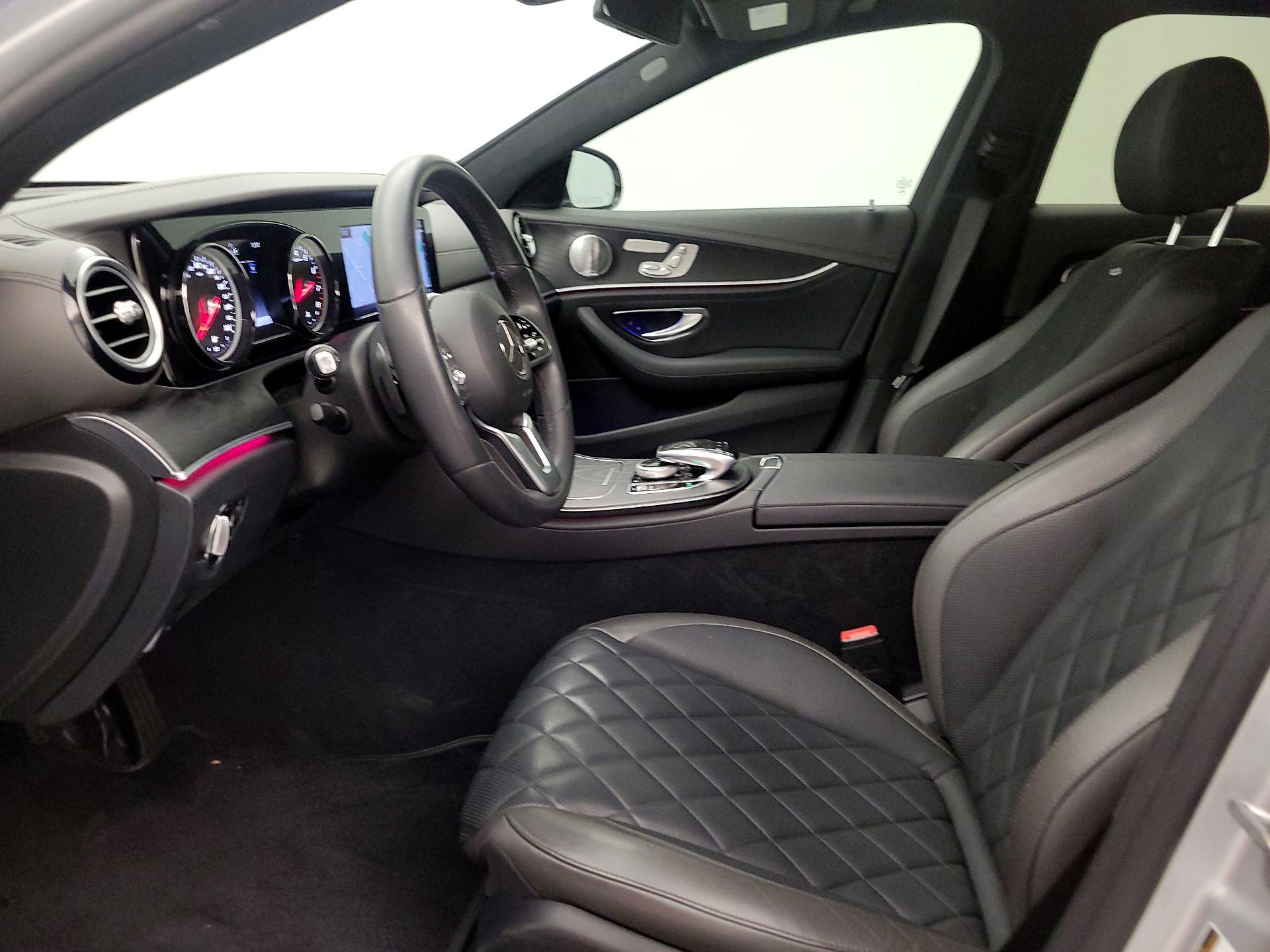 Thumbnail: 2019 Mercedes-Benz E-Class - 11