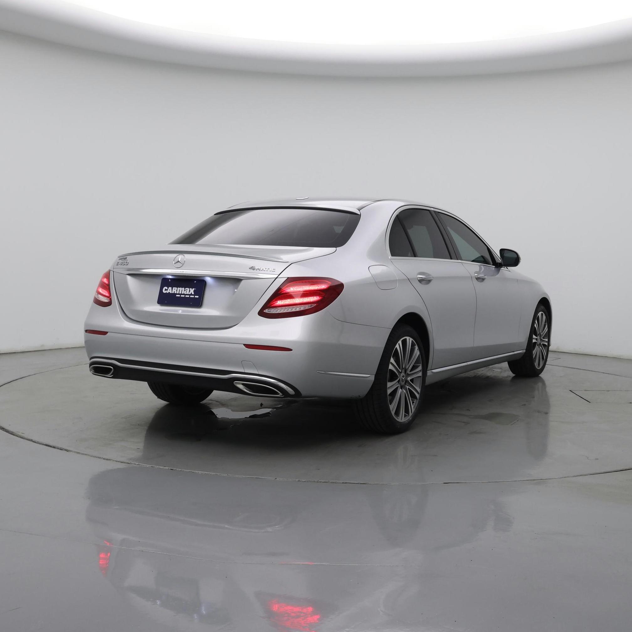 Thumbnail: 2019 Mercedes-Benz E-Class - 8