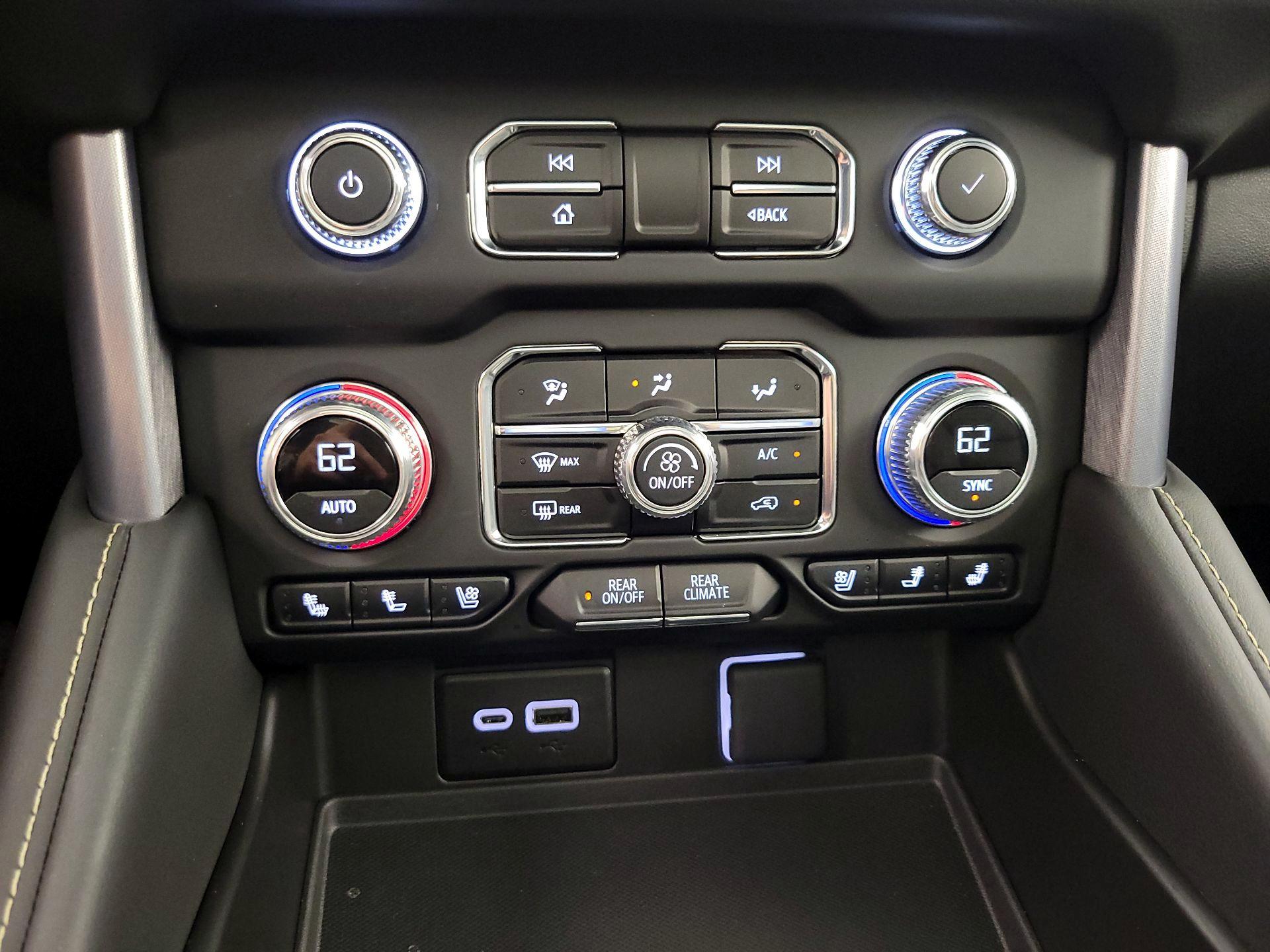 Thumbnail: 2024 GMC Yukon - 16