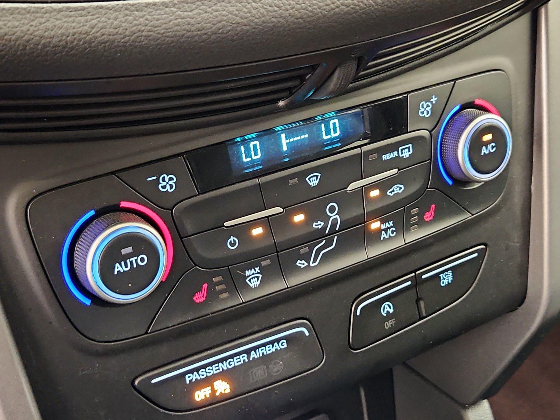 Thumbnail: 2018 Ford Escape - 16