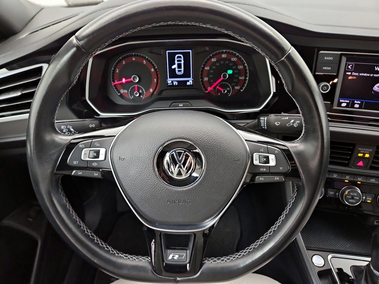 2019 Volkswagen Jetta R-Line - Photo 10