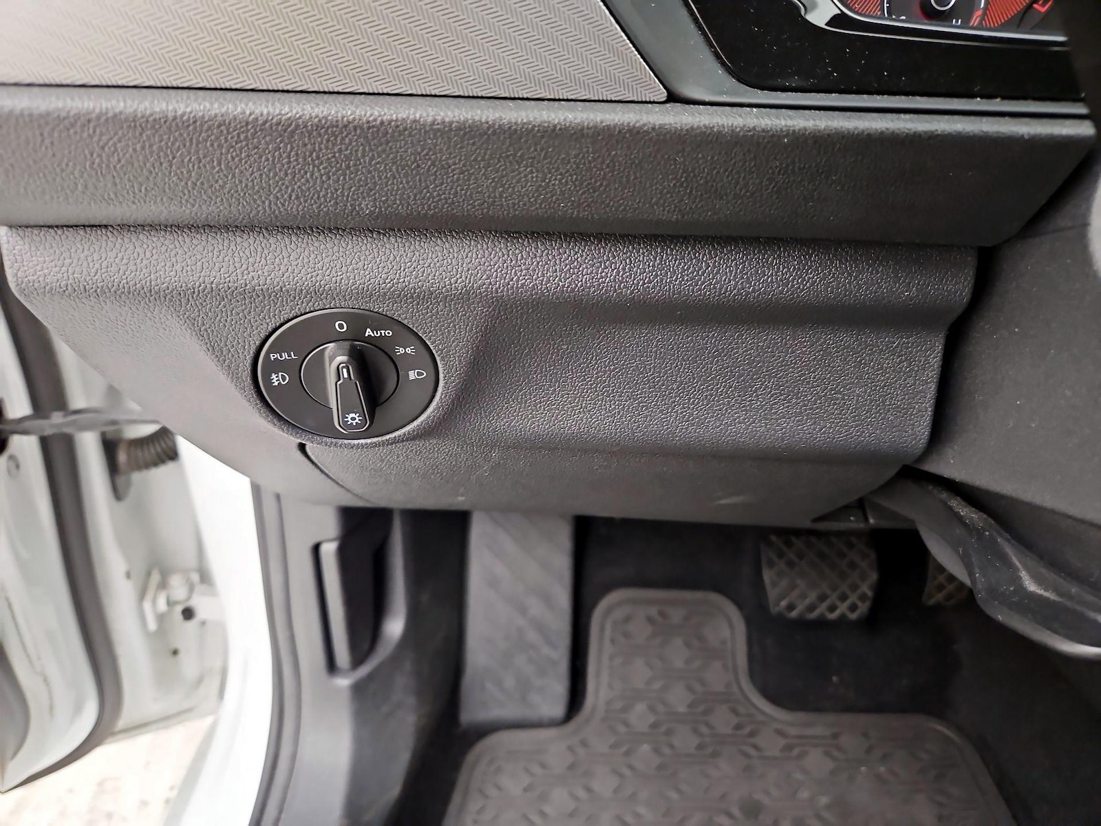 2019 Volkswagen Jetta R-Line - Photo 13