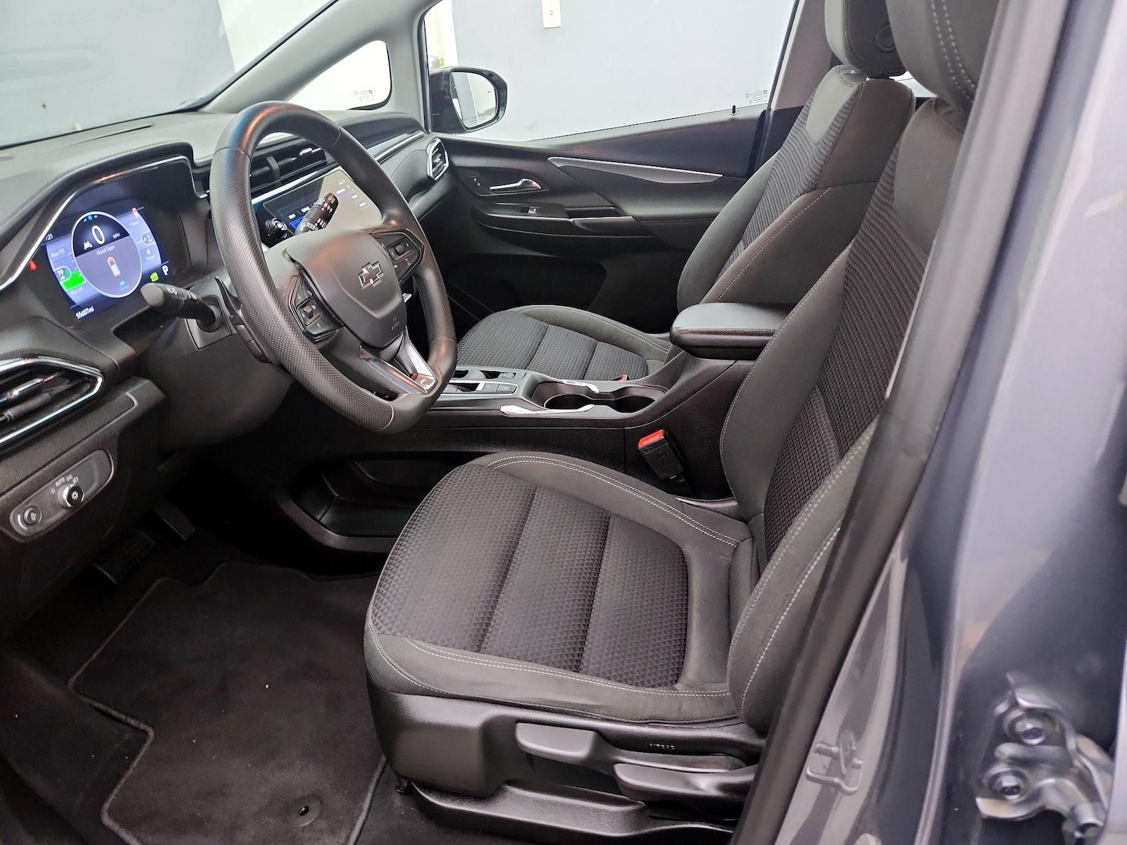 2023 Chevrolet Bolt EV LT - Photo 12