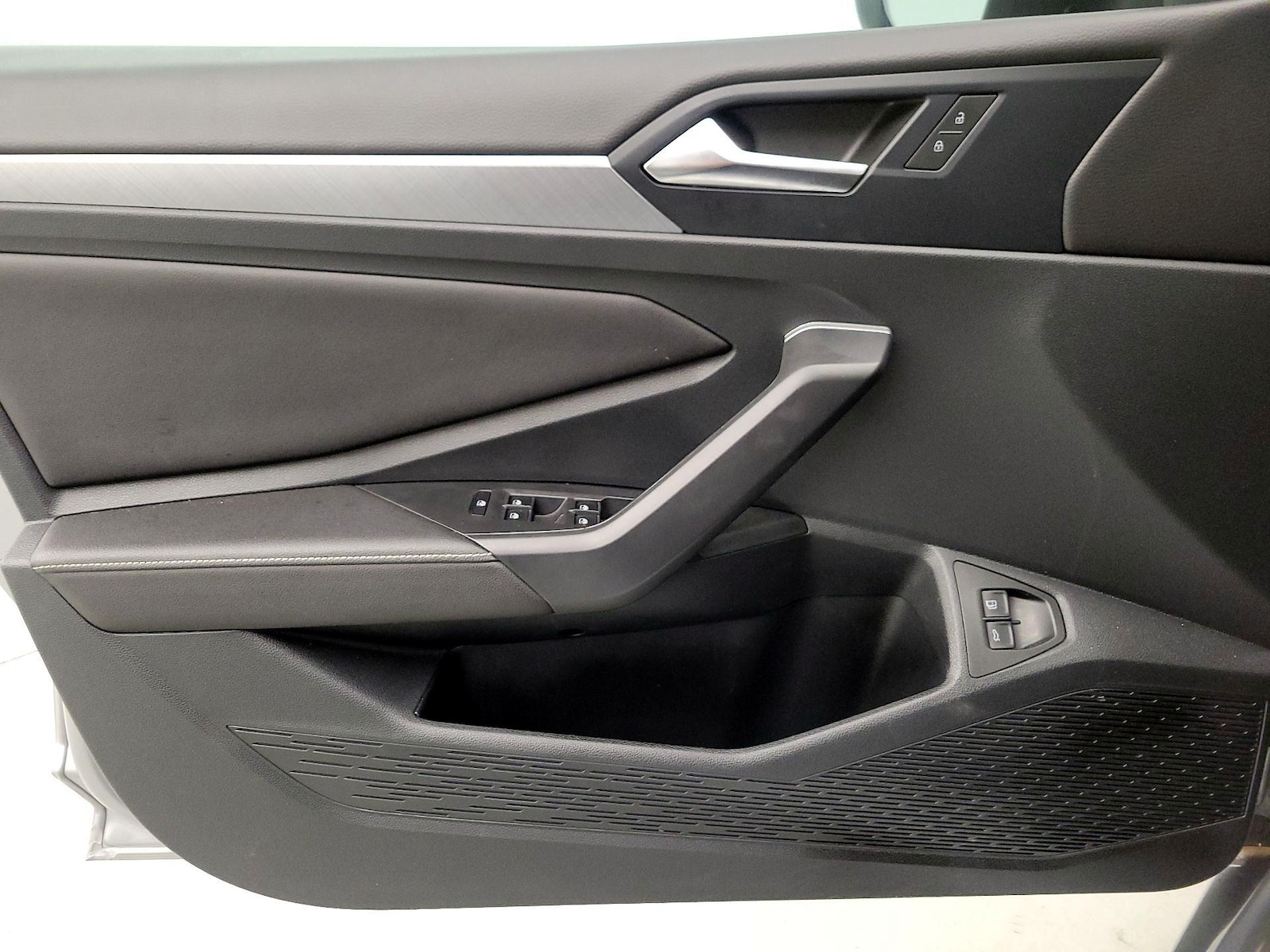 2024 Volkswagen Jetta SE - Photo 13