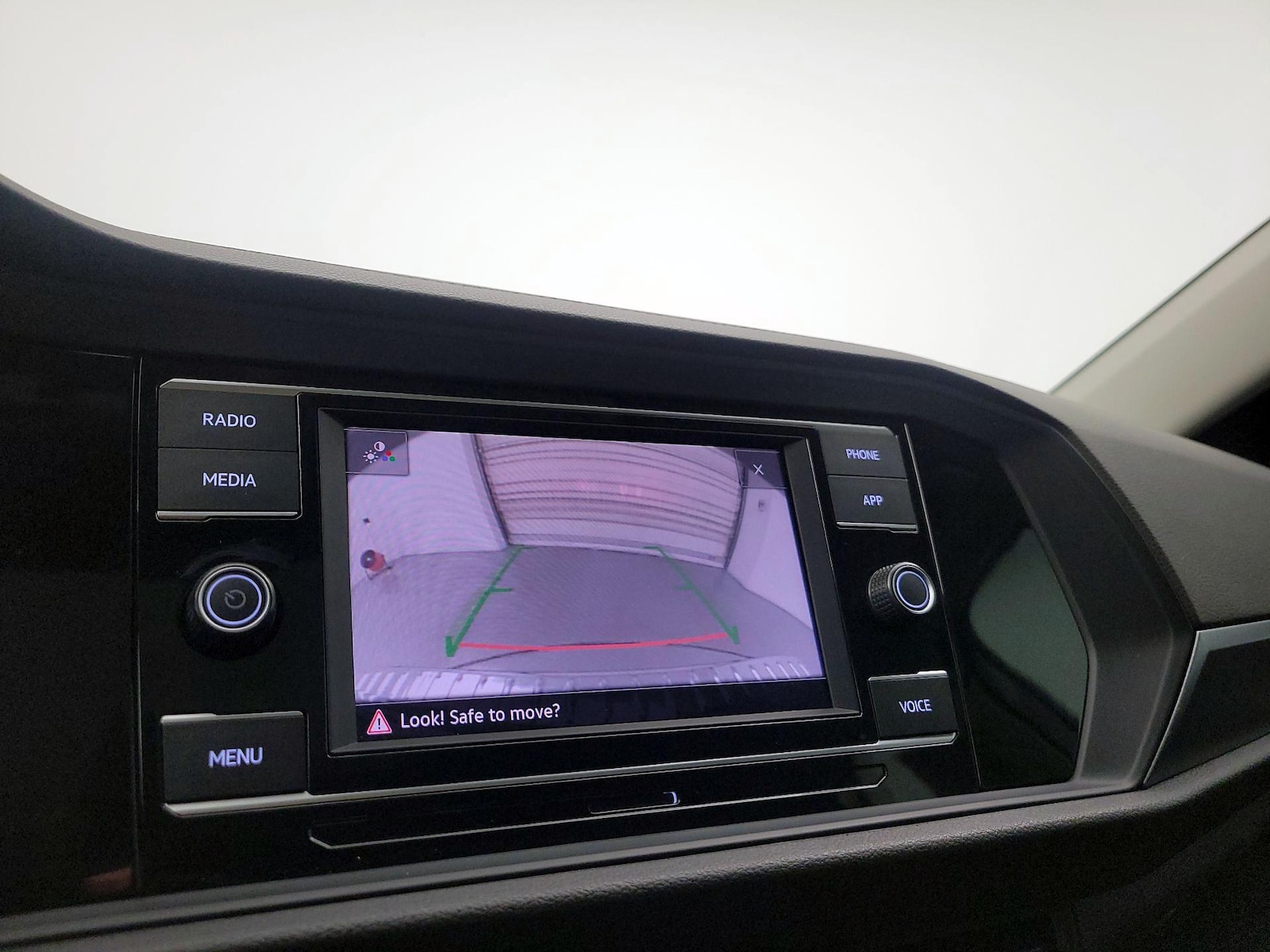 2024 Volkswagen Jetta SE - Photo 15