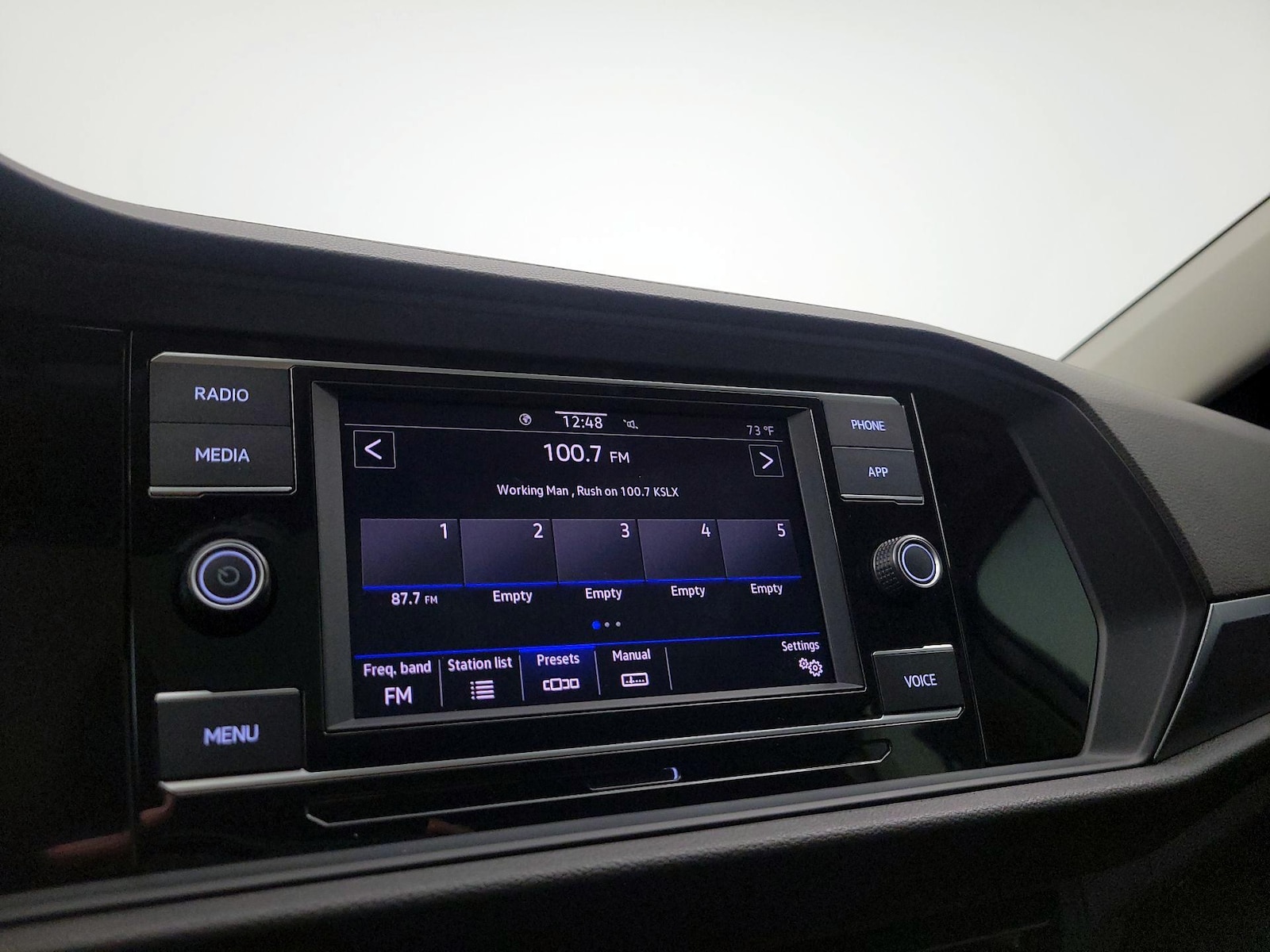 2024 Volkswagen Jetta SE - Photo 16