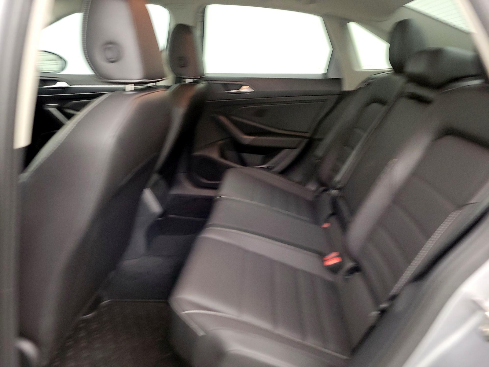 2024 Volkswagen Jetta SE - Photo 21