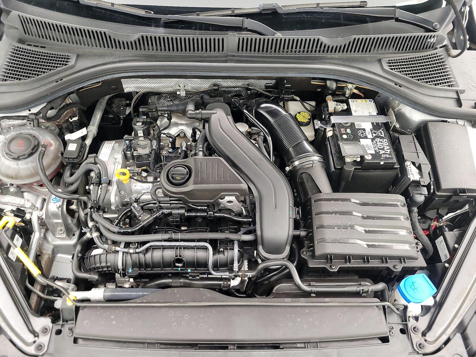 2024 Volkswagen Jetta SE - Photo 23