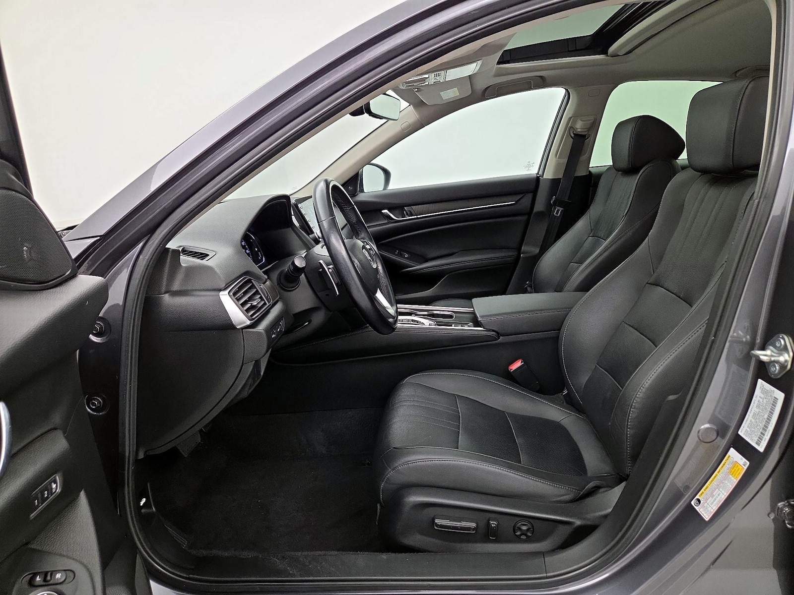 2020 Honda Accord Touring - Photo 12