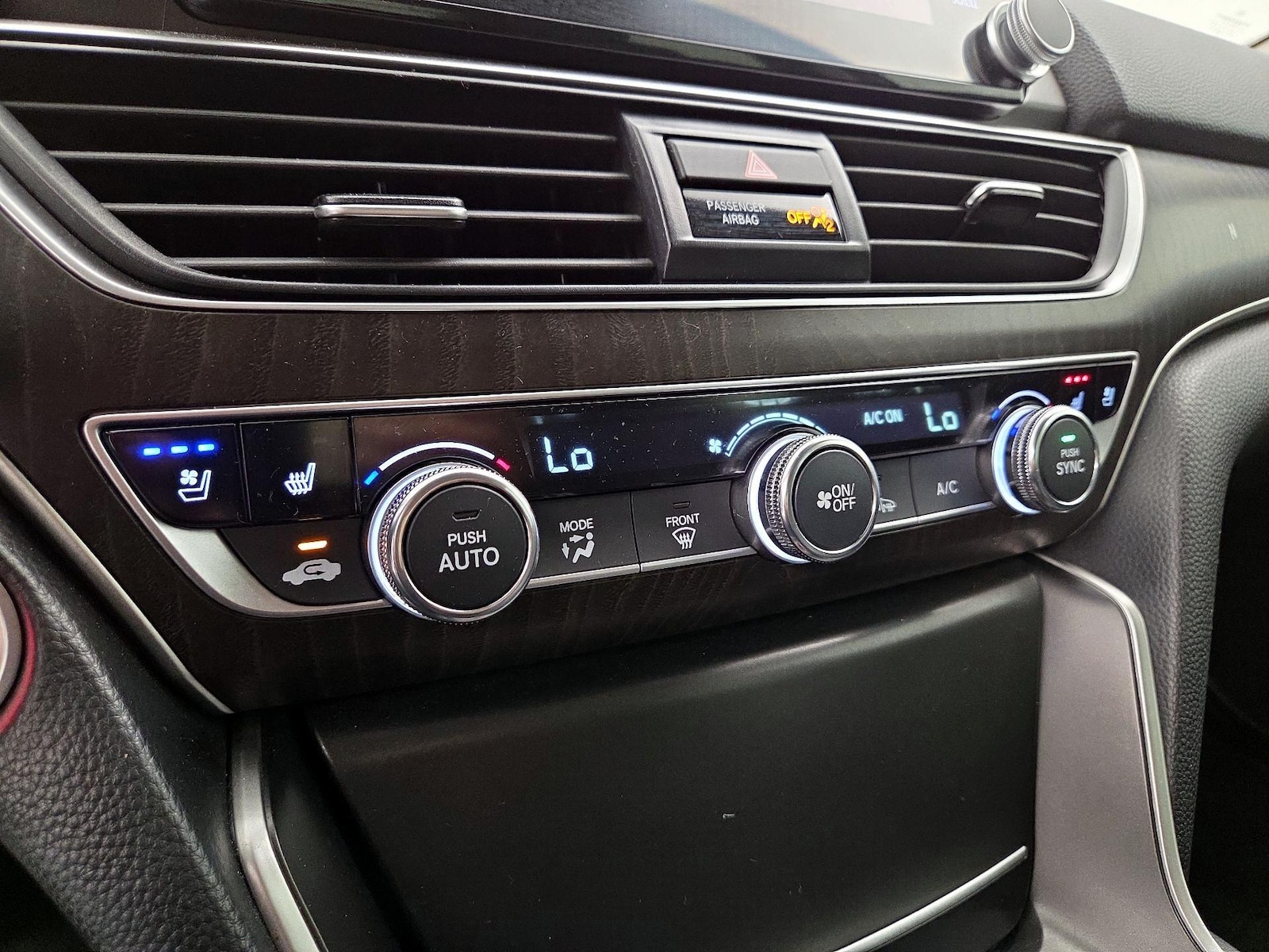 2020 Honda Accord Touring - Photo 17