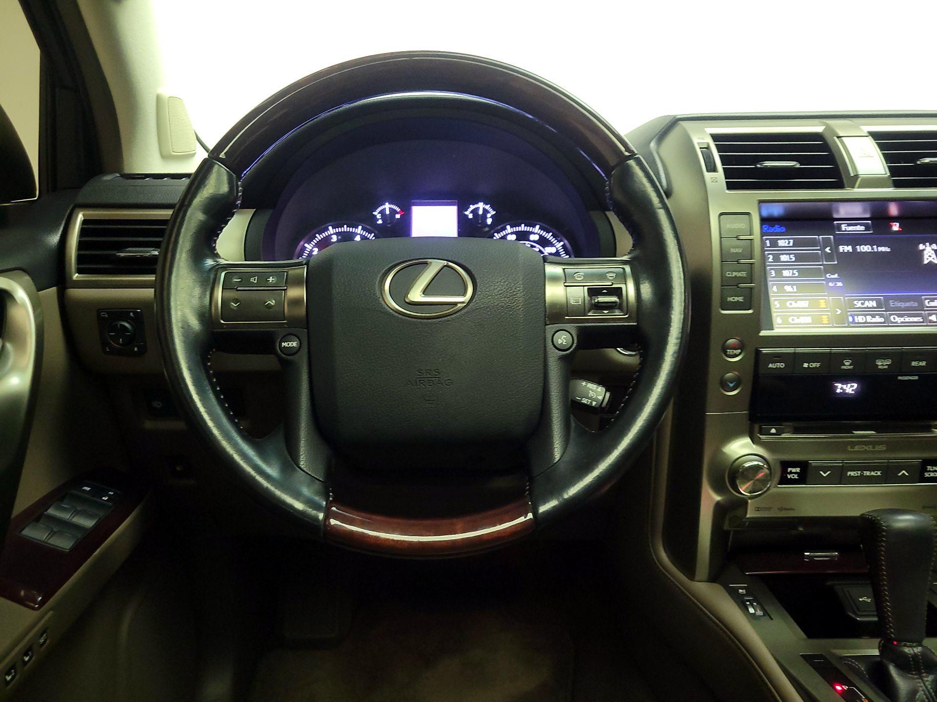 Thumbnail: 2018 Lexus GX - 10