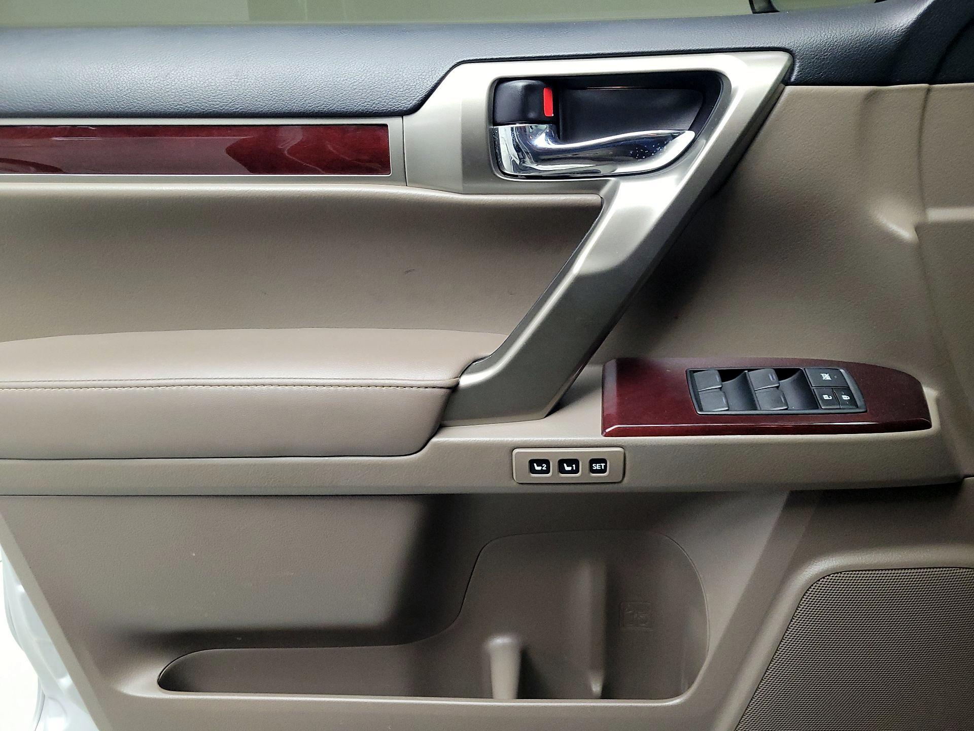 Thumbnail: 2018 Lexus GX - 12