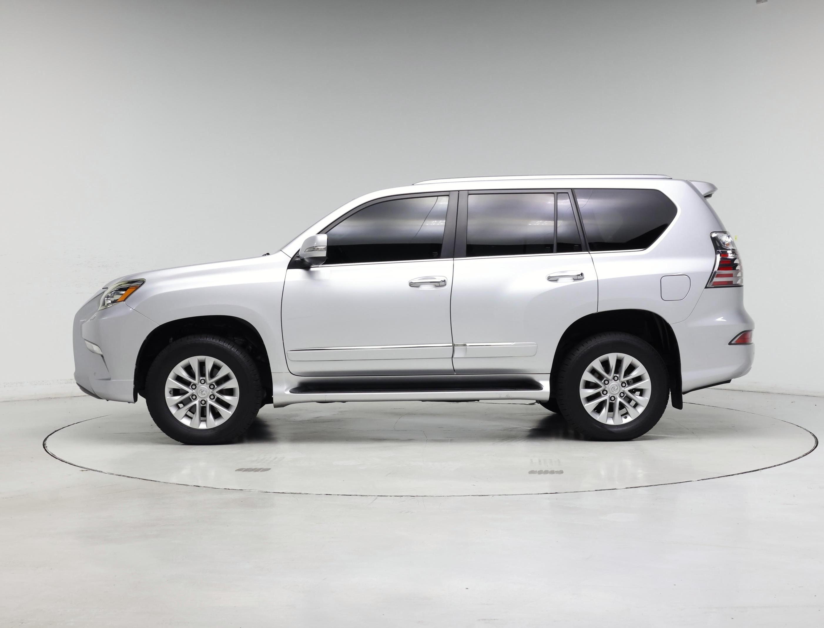 Thumbnail: 2018 Lexus GX - 3