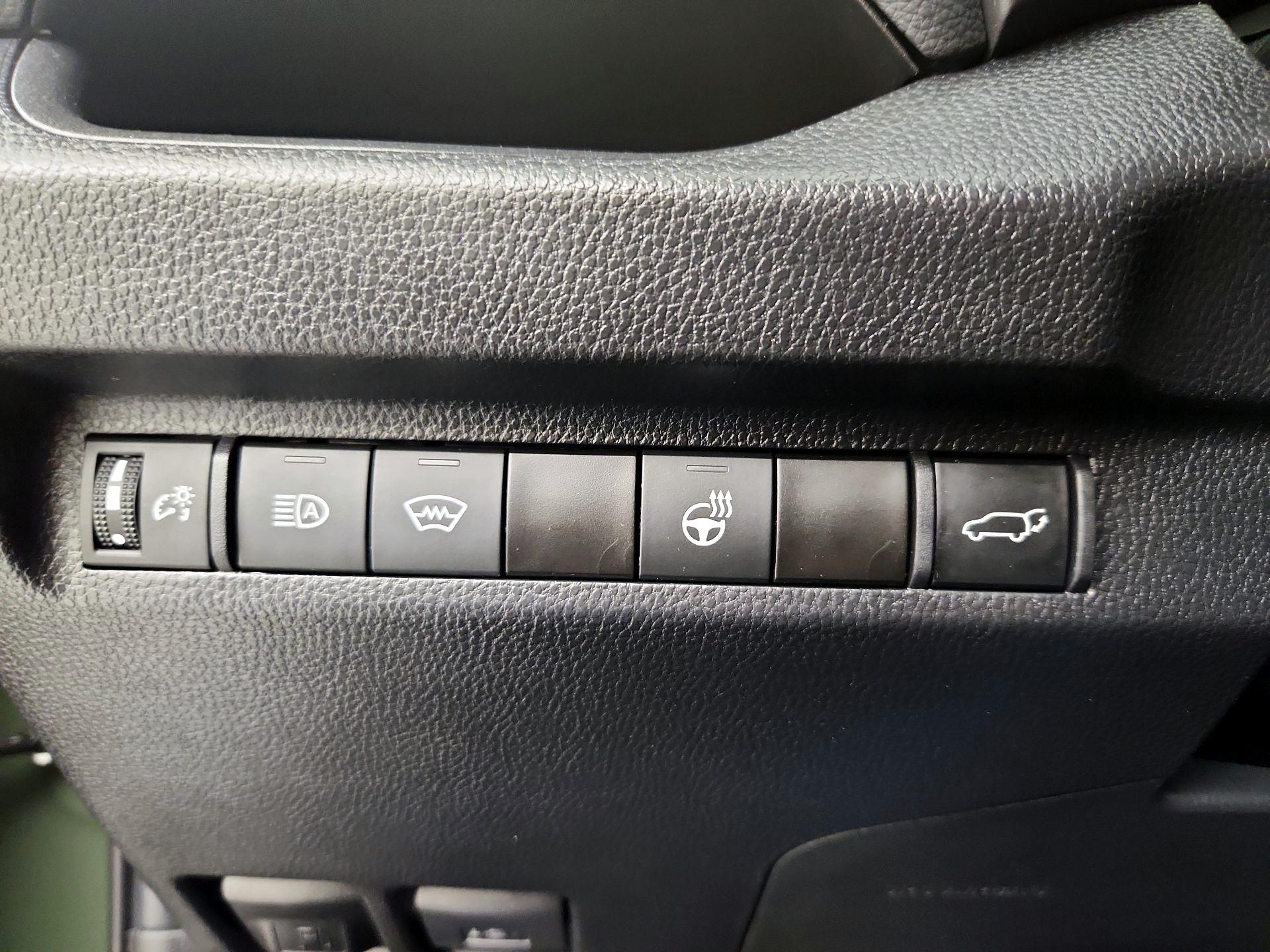 Thumbnail: 2024 Toyota RAV4 - 13