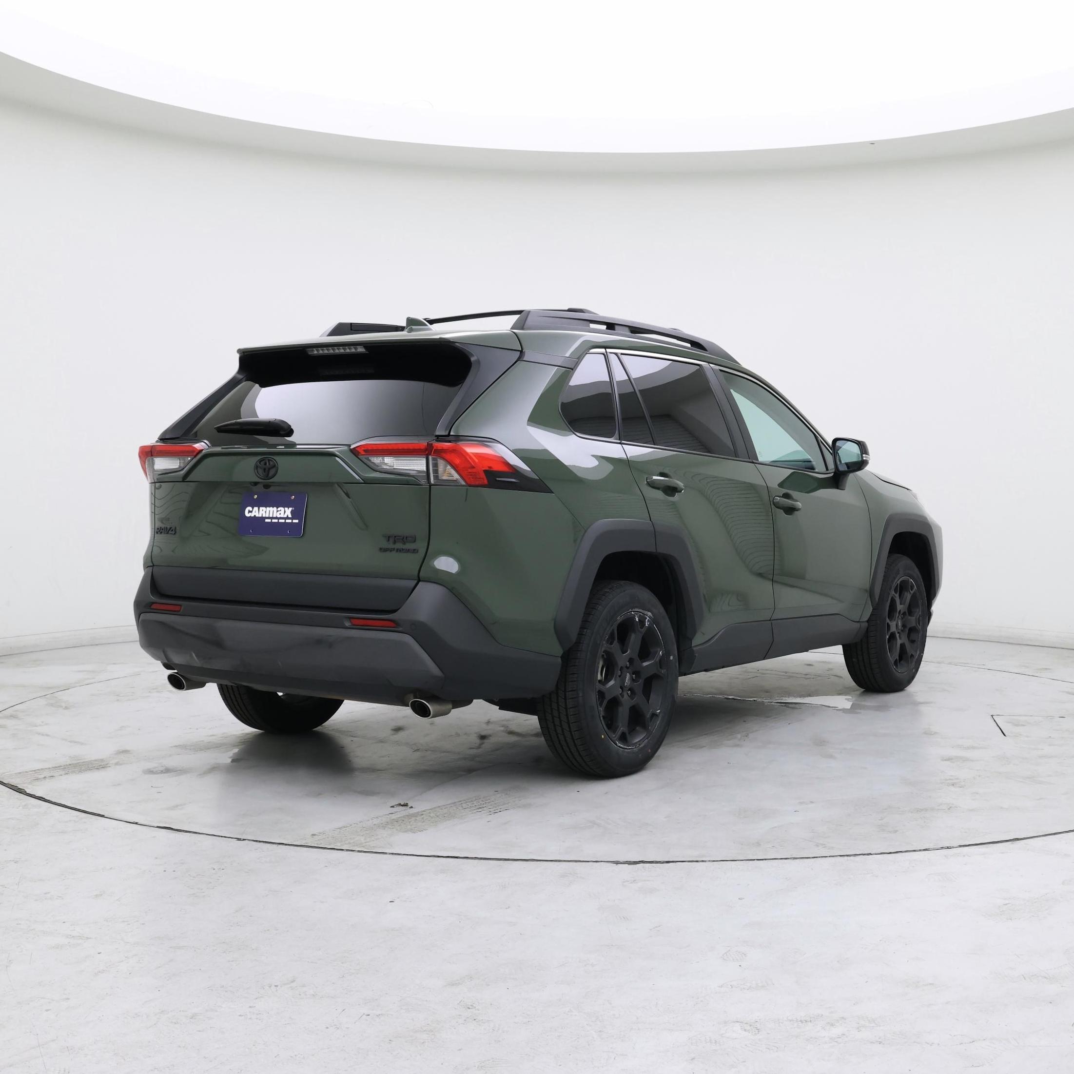 Thumbnail: 2024 Toyota RAV4 - 8