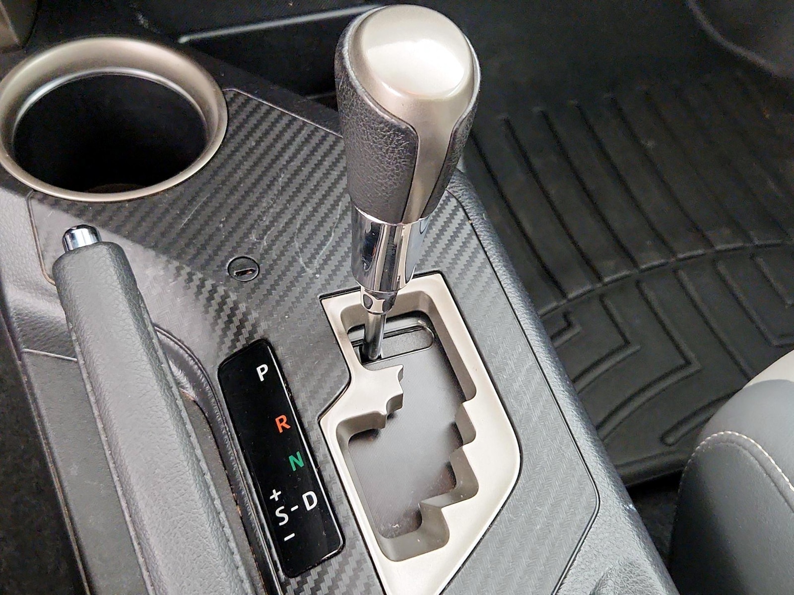 2014 Toyota RAV4 Limited - Photo 19