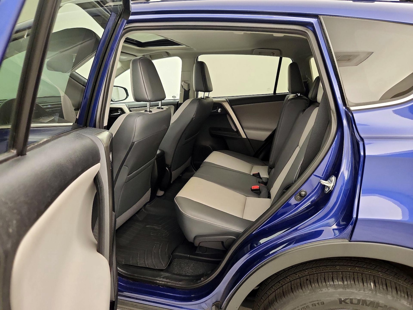 2014 Toyota RAV4 Limited - Photo 22