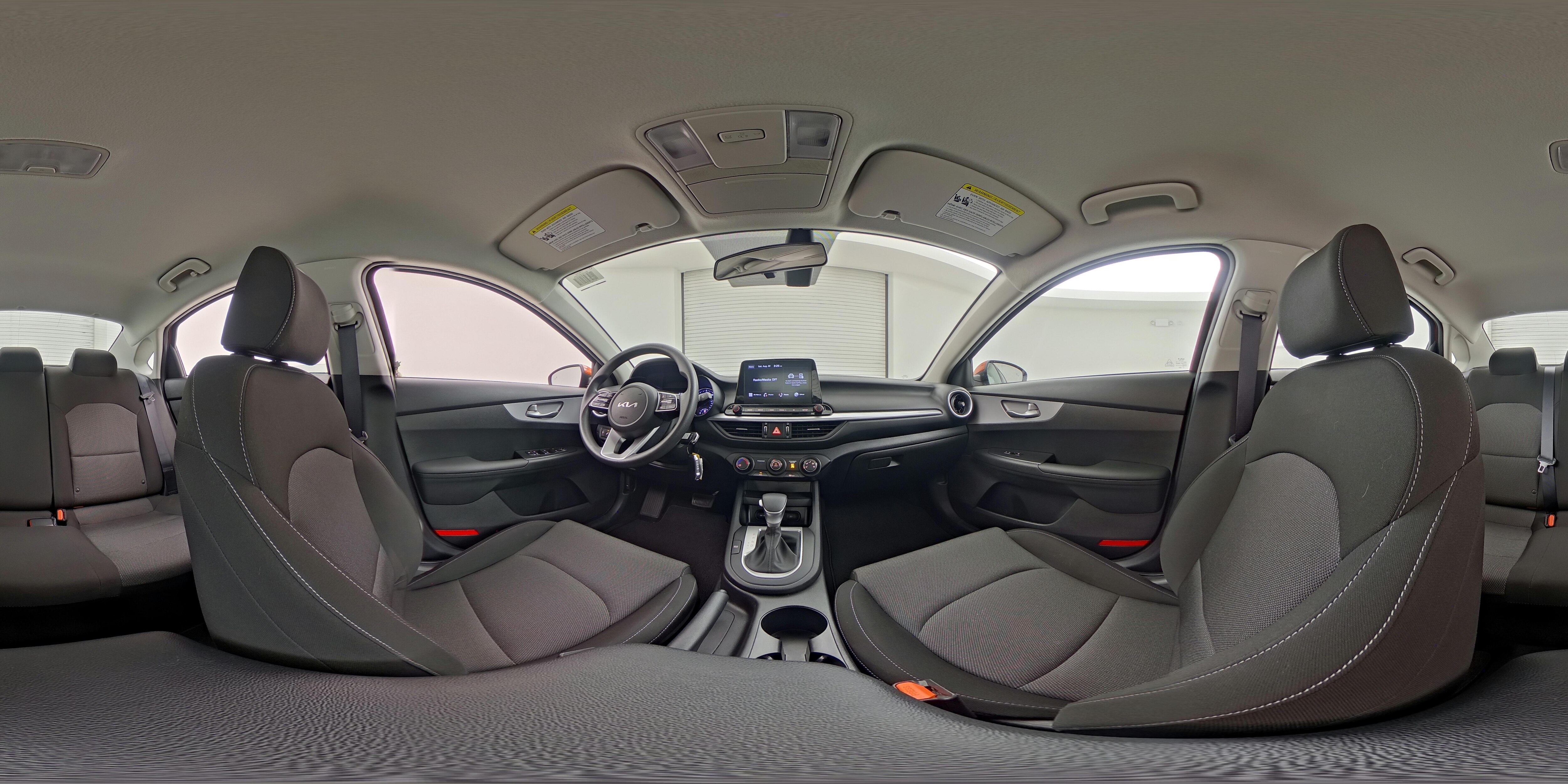 2024 Kia Forte LXS - Photo 24