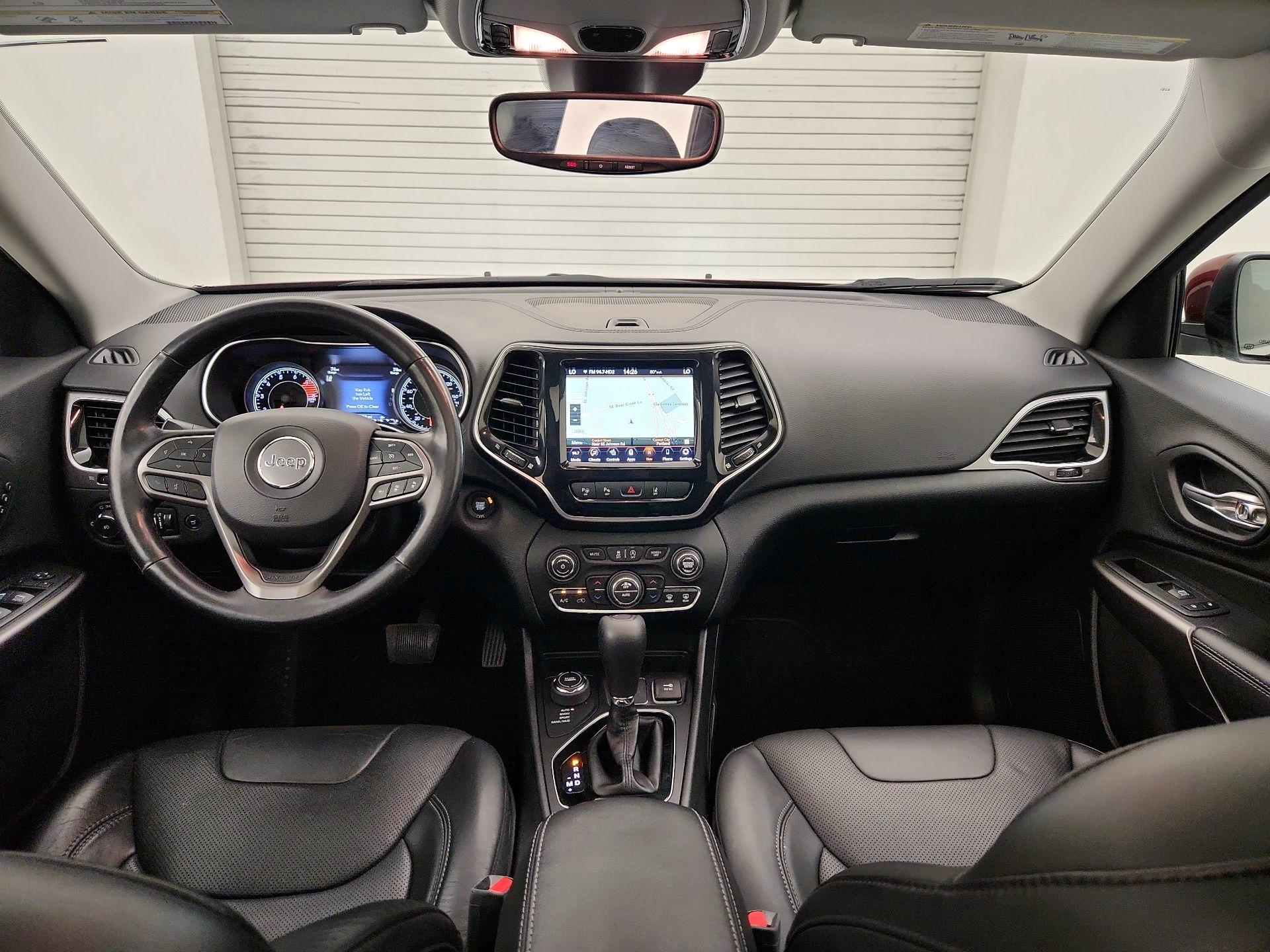 Thumbnail: 2020 Jeep Cherokee - 9
