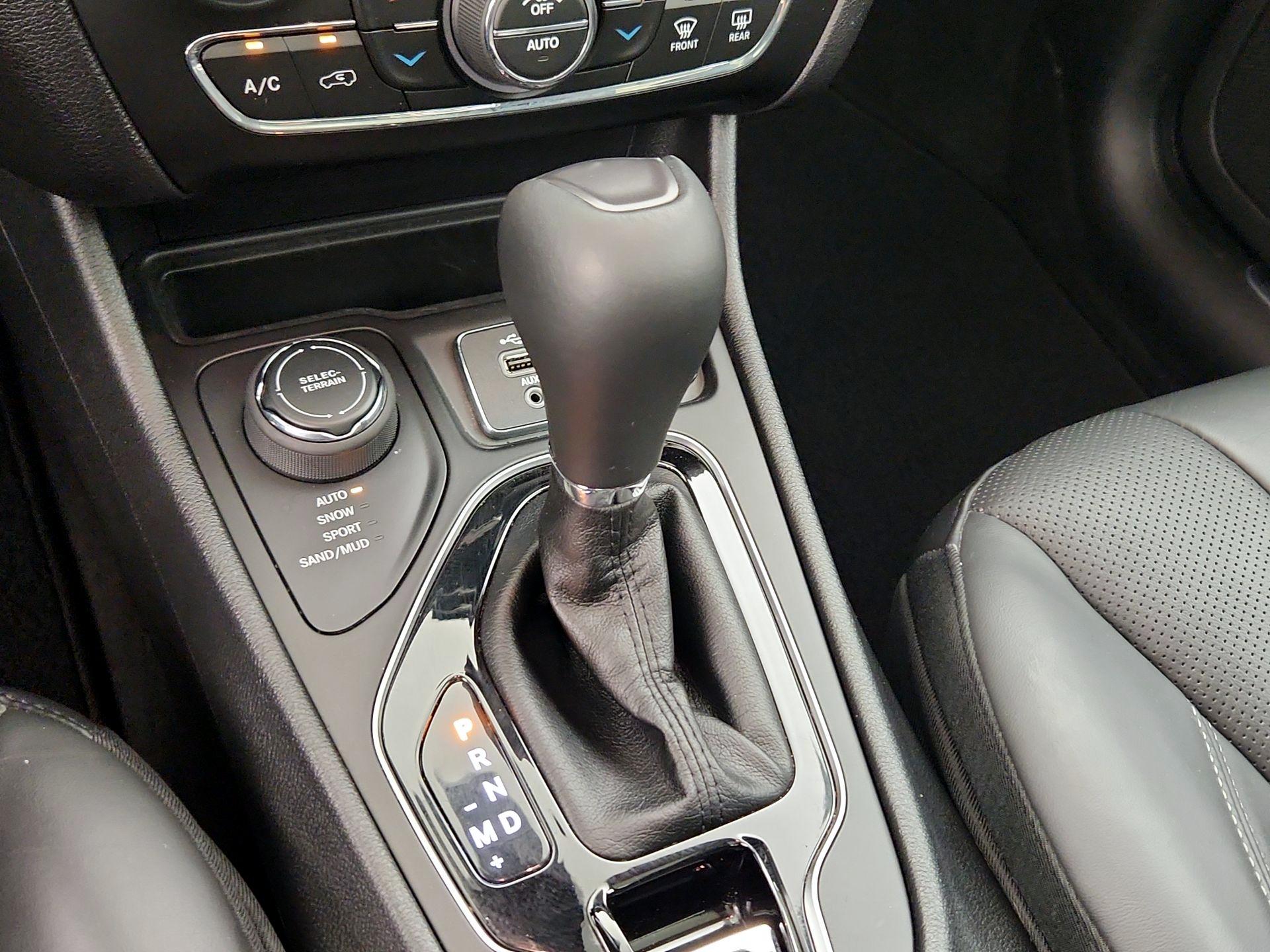 Thumbnail: 2020 Jeep Cherokee - 18
