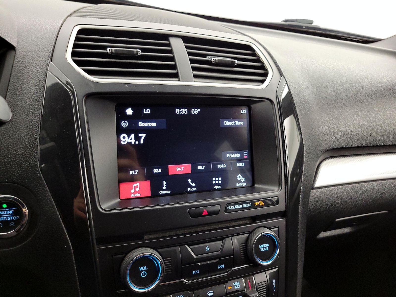 2017 Ford Explorer XLT - Photo 16