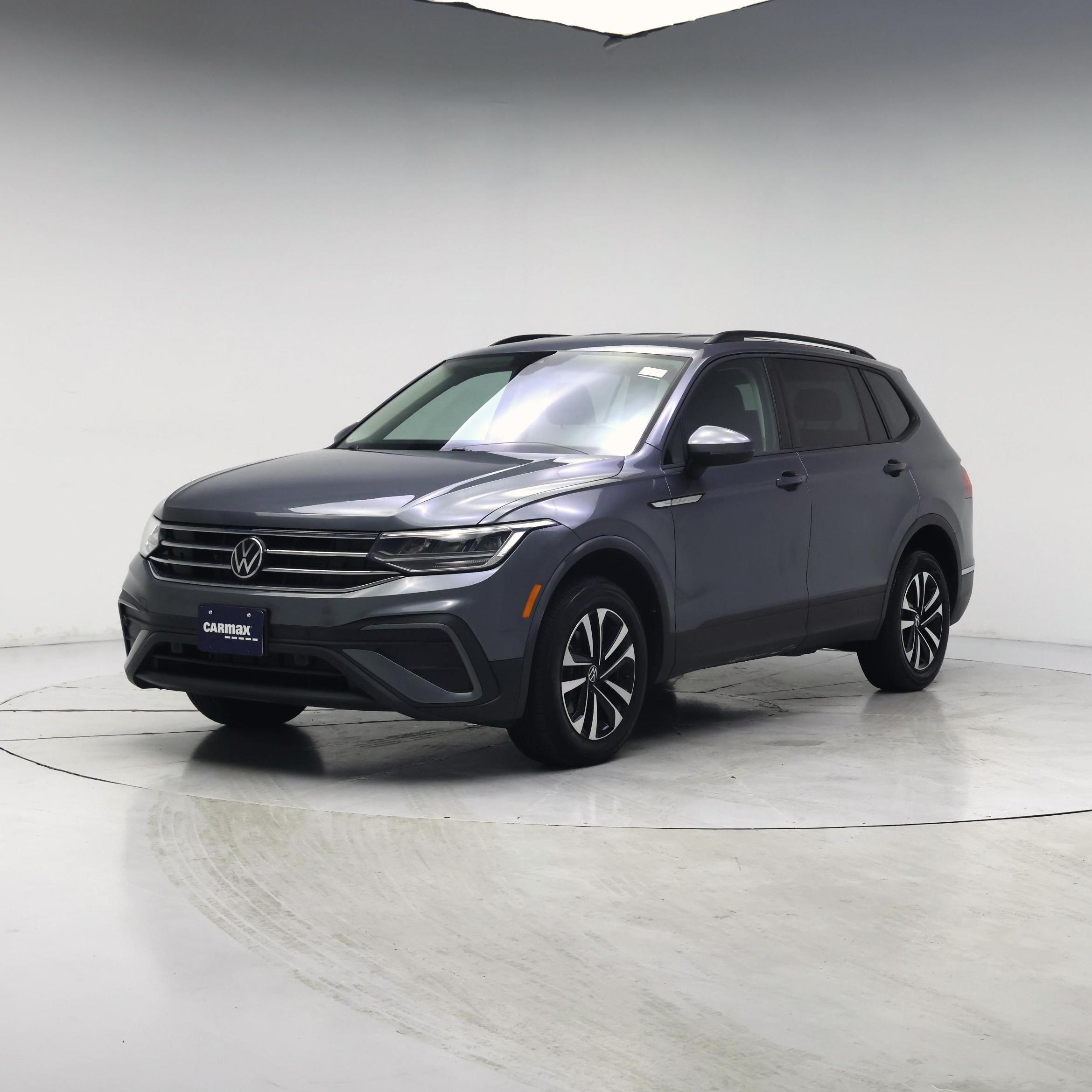 Thumbnail: 2022 Volkswagen Tiguan - 4