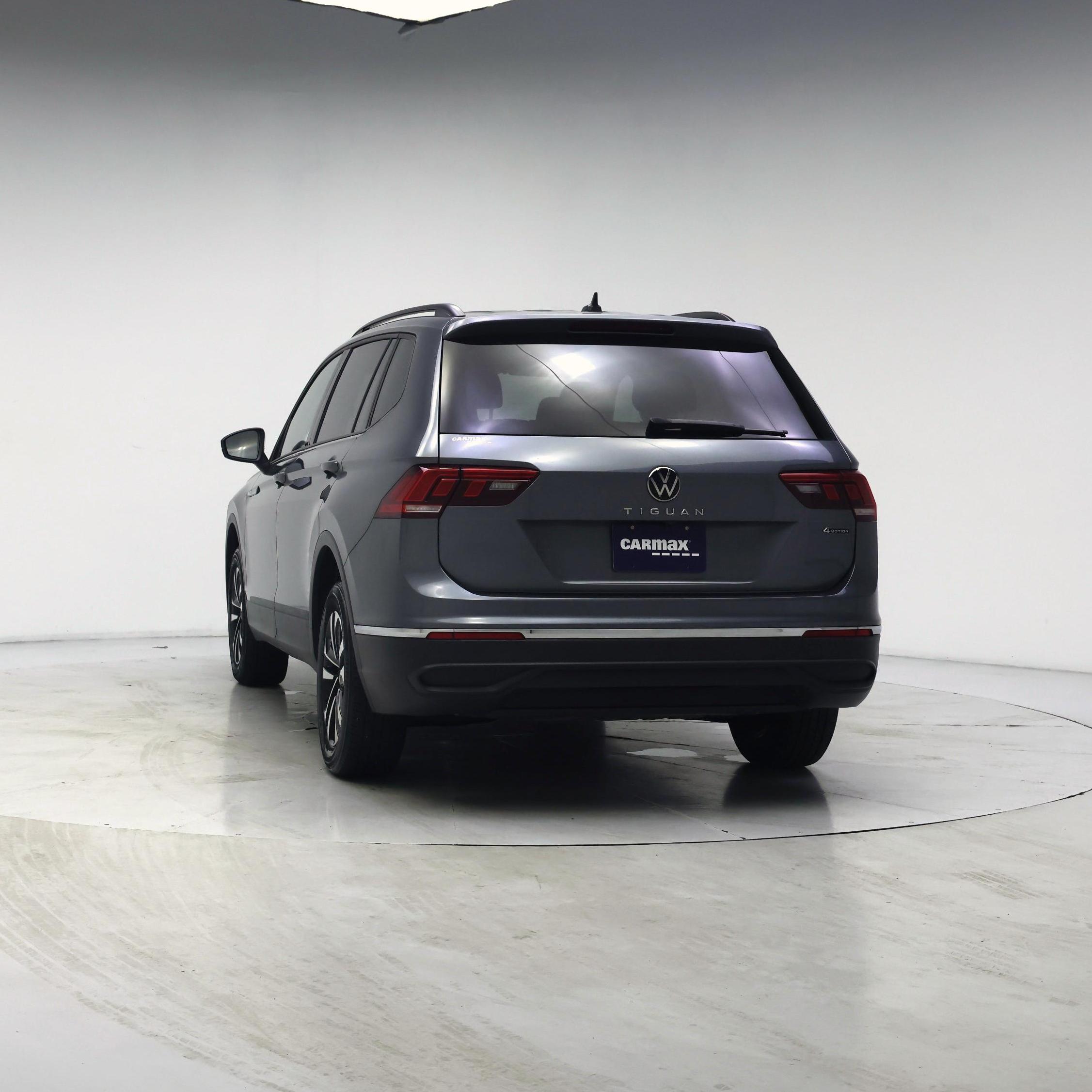 Thumbnail: 2022 Volkswagen Tiguan - 6
