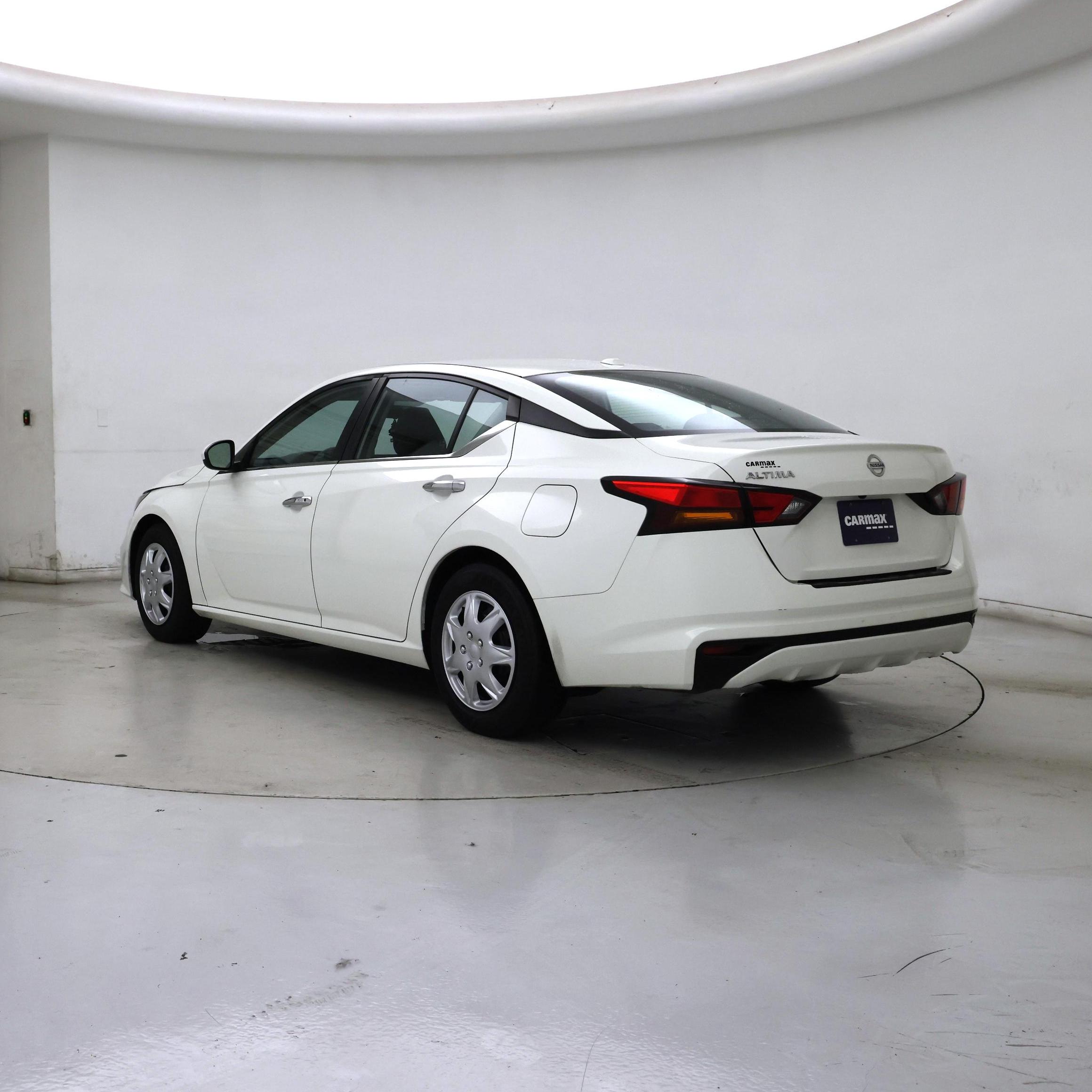 Thumbnail: 2020 Nissan Altima - 2