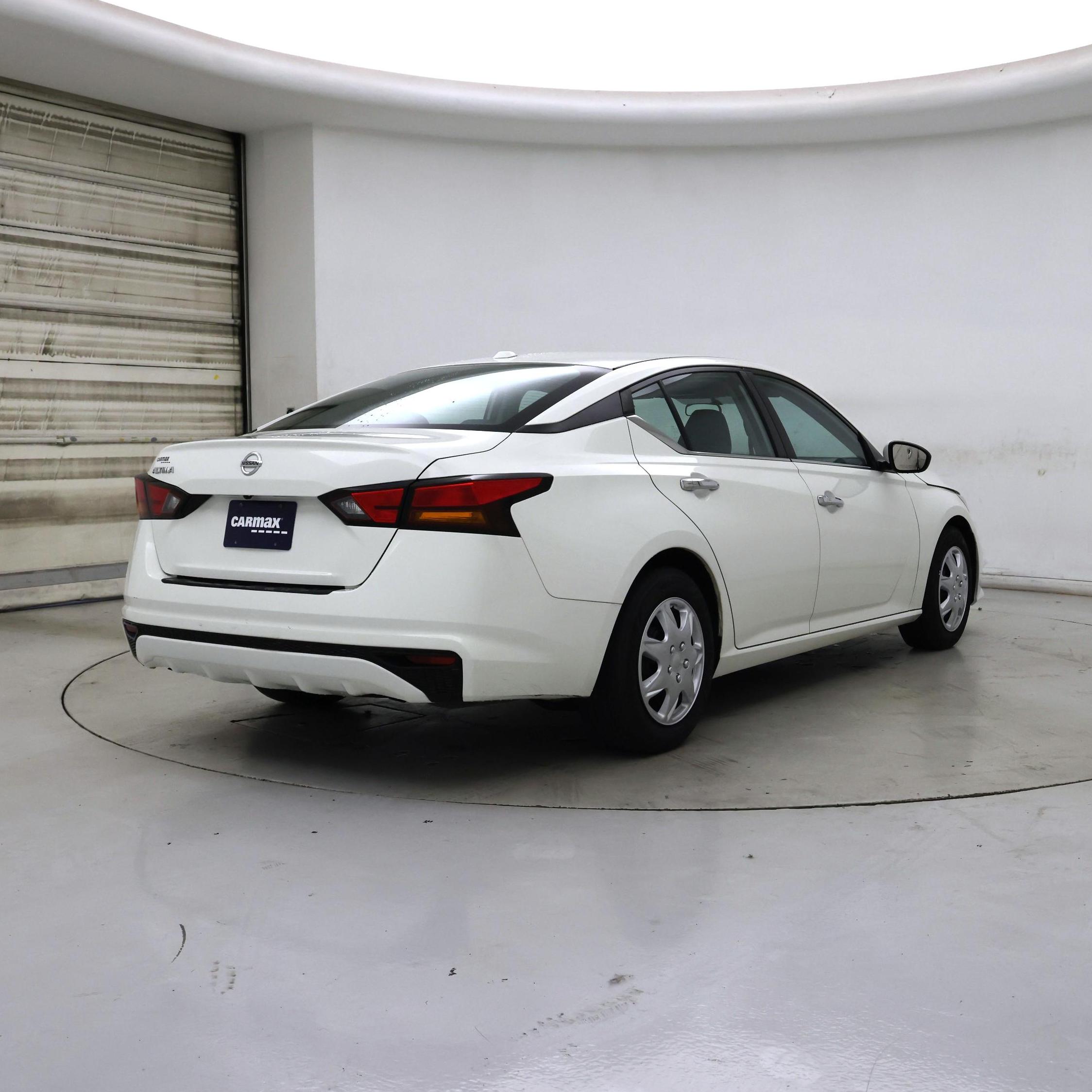 Thumbnail: 2020 Nissan Altima - 8