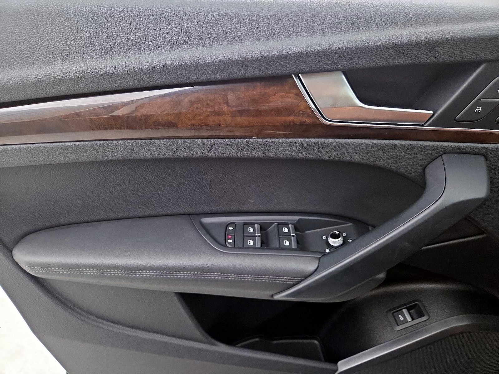 2020 Audi Q5 Premium Plus - Photo 13