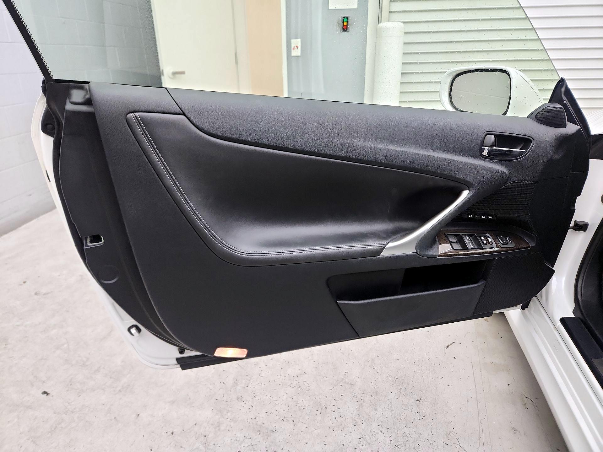Thumbnail: 2014 Lexus IS - 12