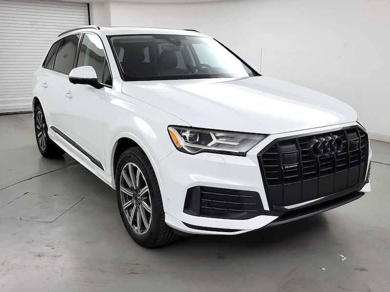 2023 Audi Q7 Premium Plus
