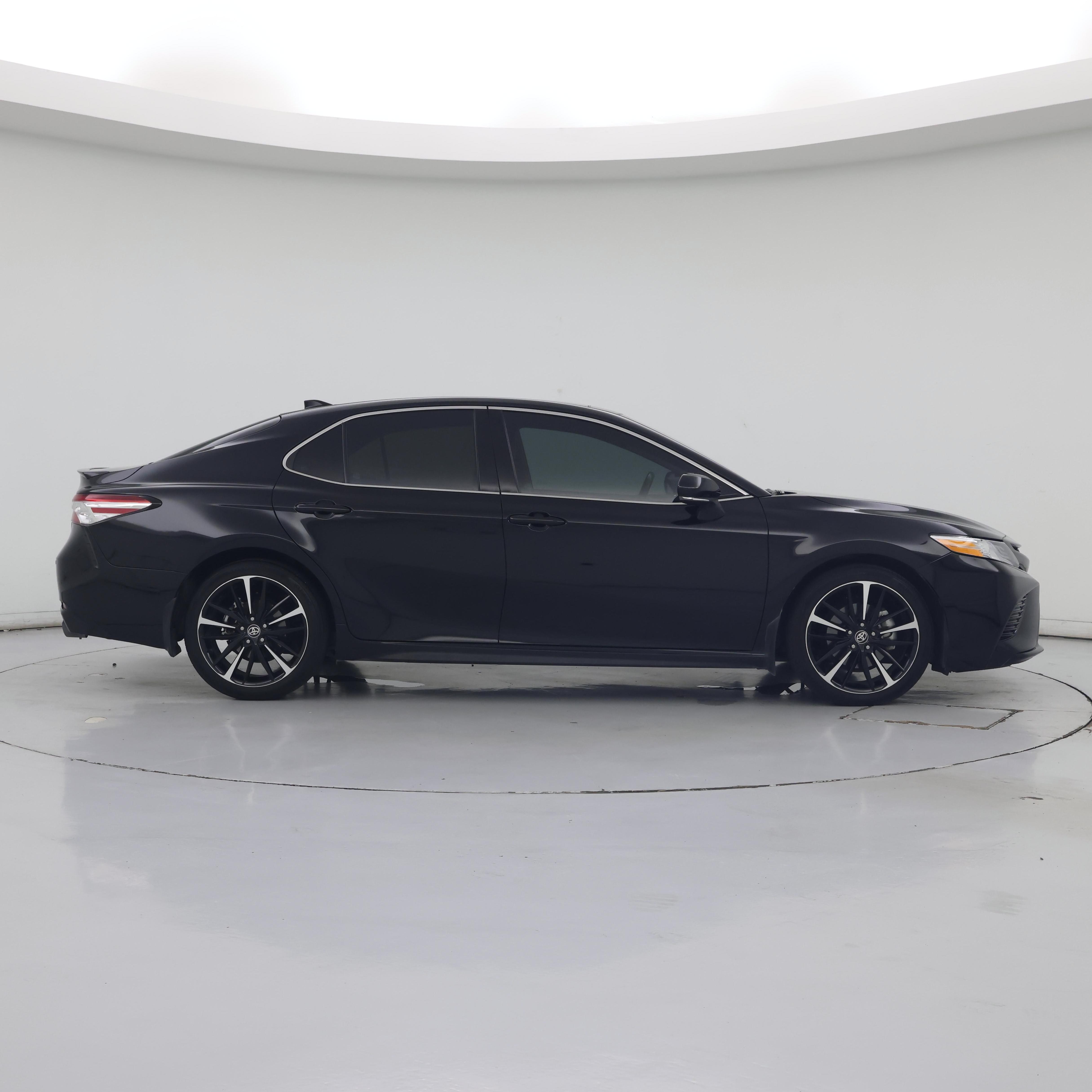 Thumbnail: 2020 Toyota Camry - 7