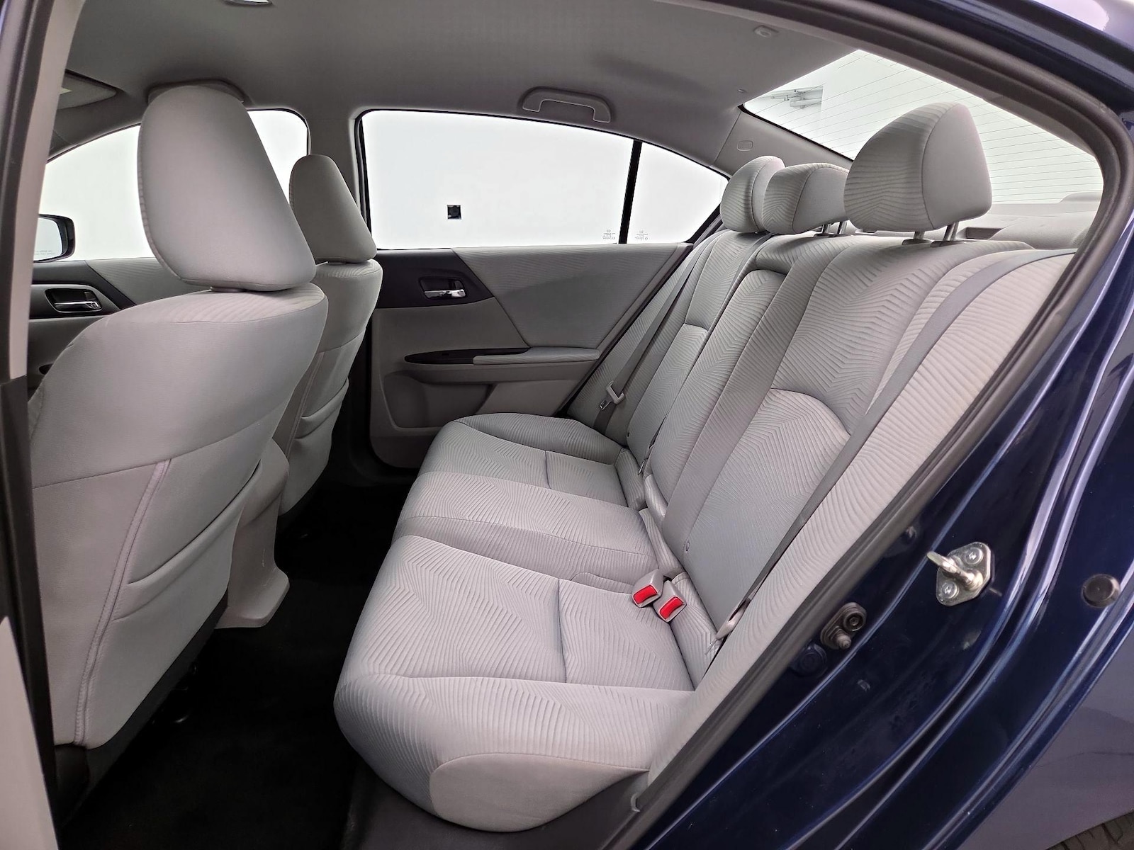 2015 Honda Accord LX - Photo 20