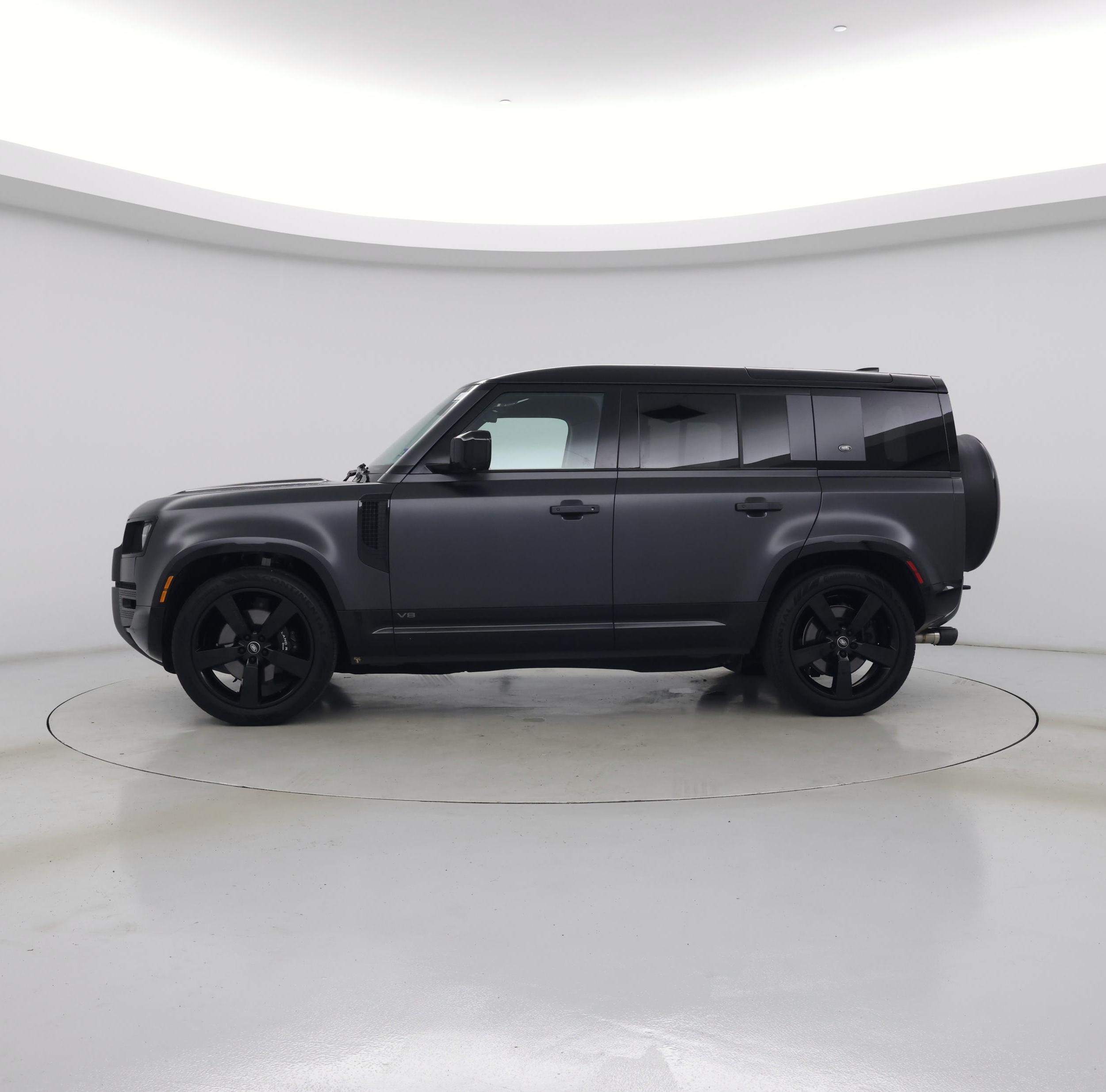 Thumbnail: 2024 Land Rover Defender - 3