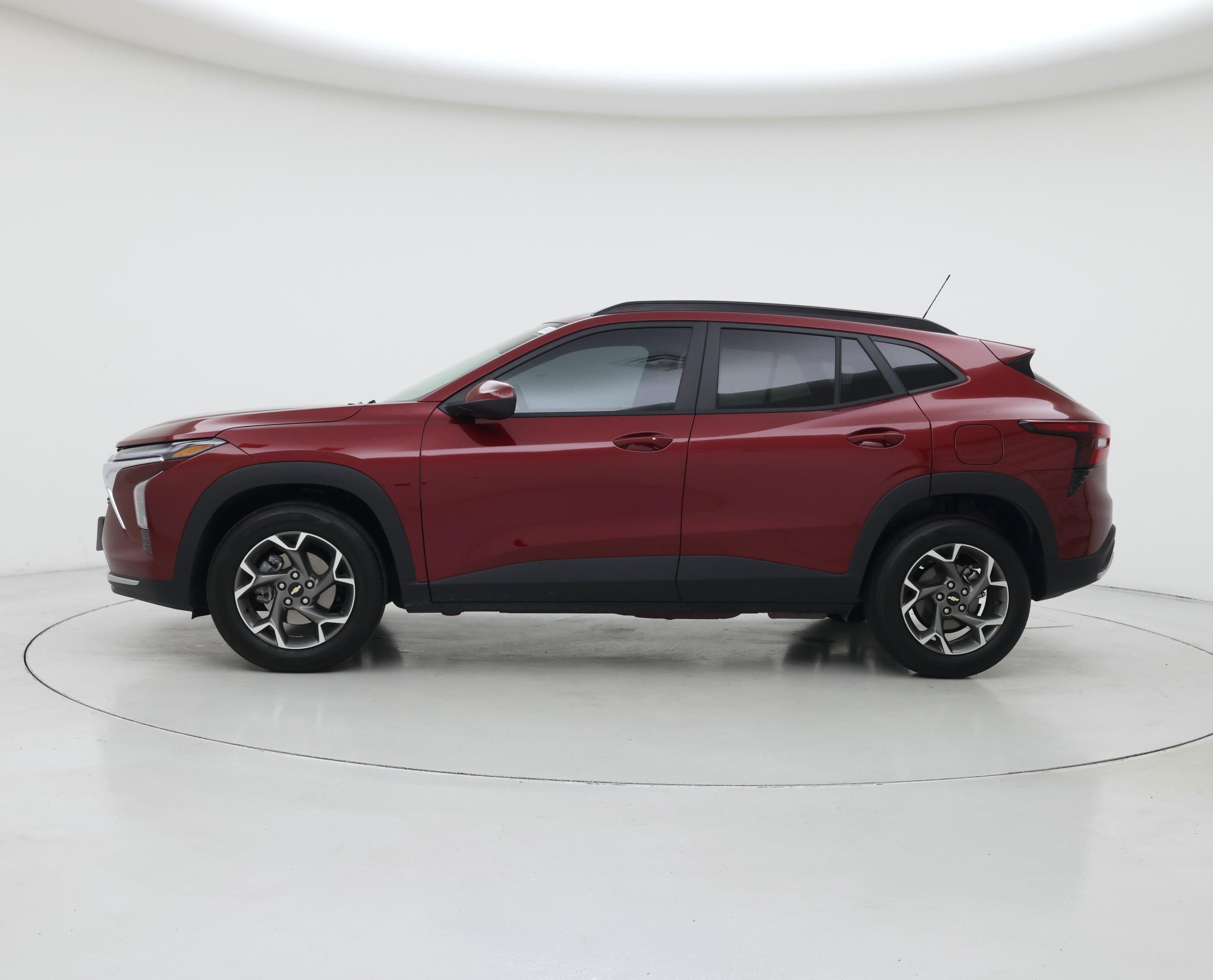 Thumbnail: 2025 Chevrolet Trax - 3