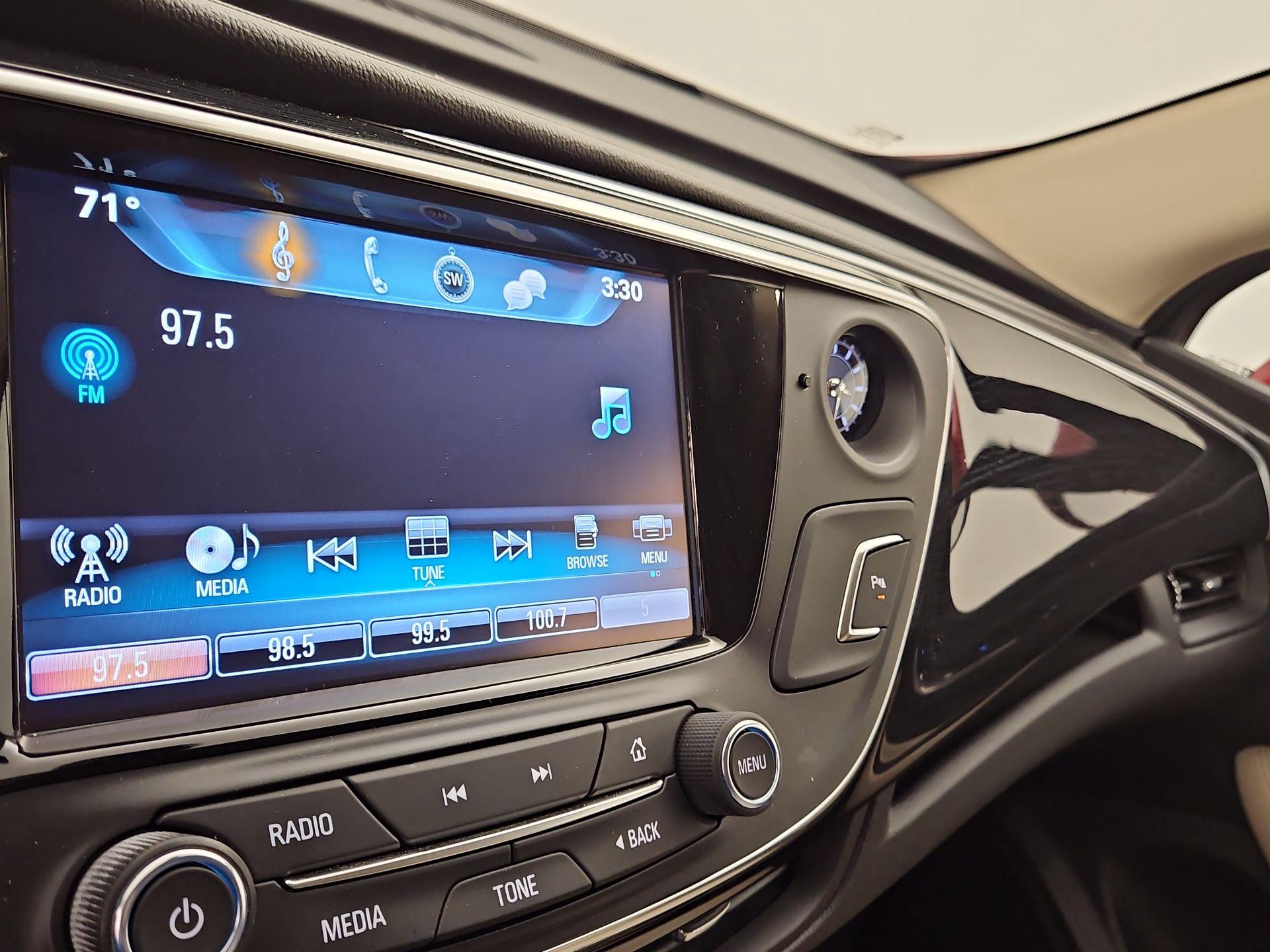 Thumbnail: 2017 Buick Envision - 15