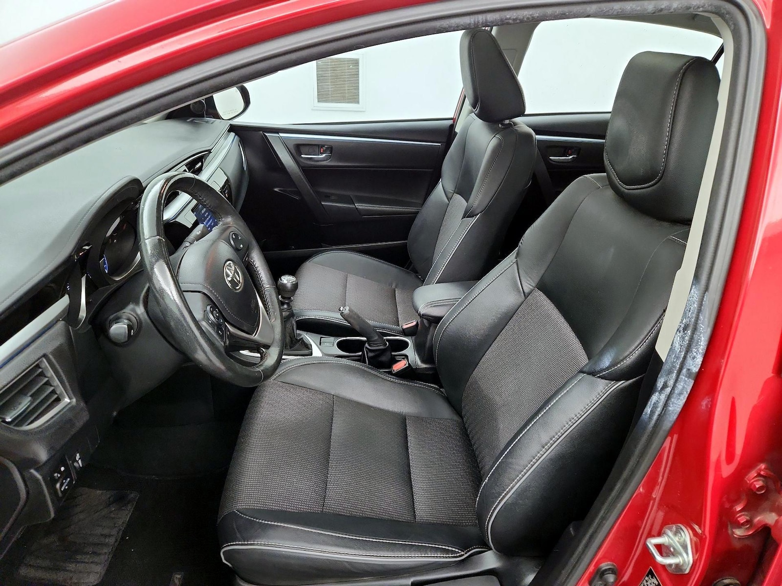 2014 Toyota Corolla S Plus - Photo 12