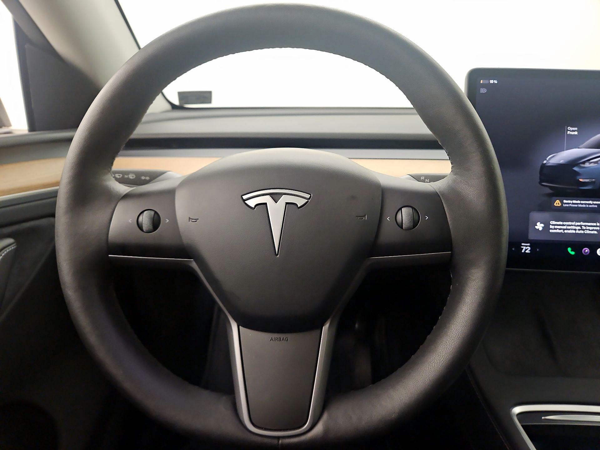 Thumbnail: 2025 Tesla Model Y - 10