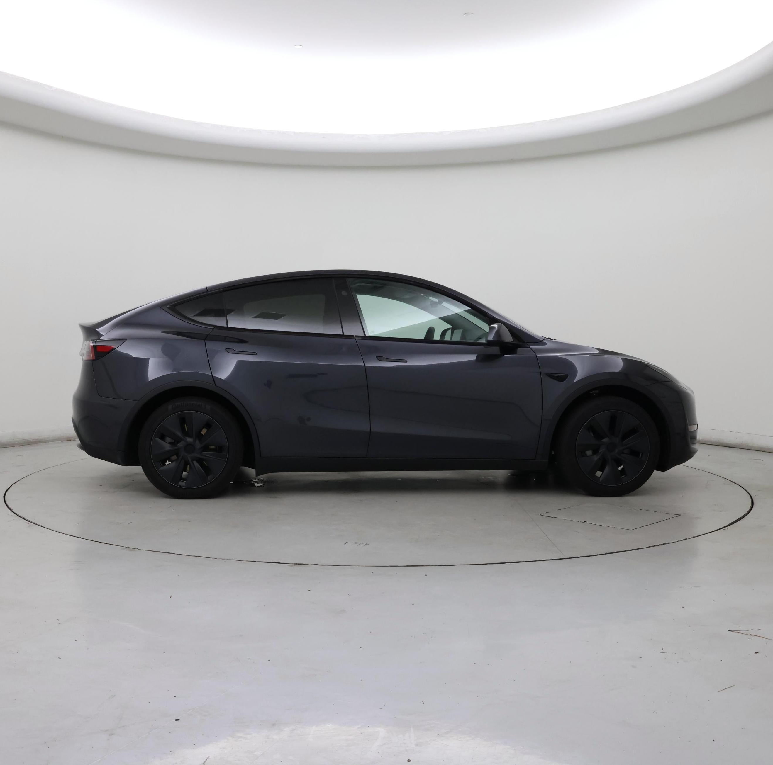 Thumbnail: 2025 Tesla Model Y - 7
